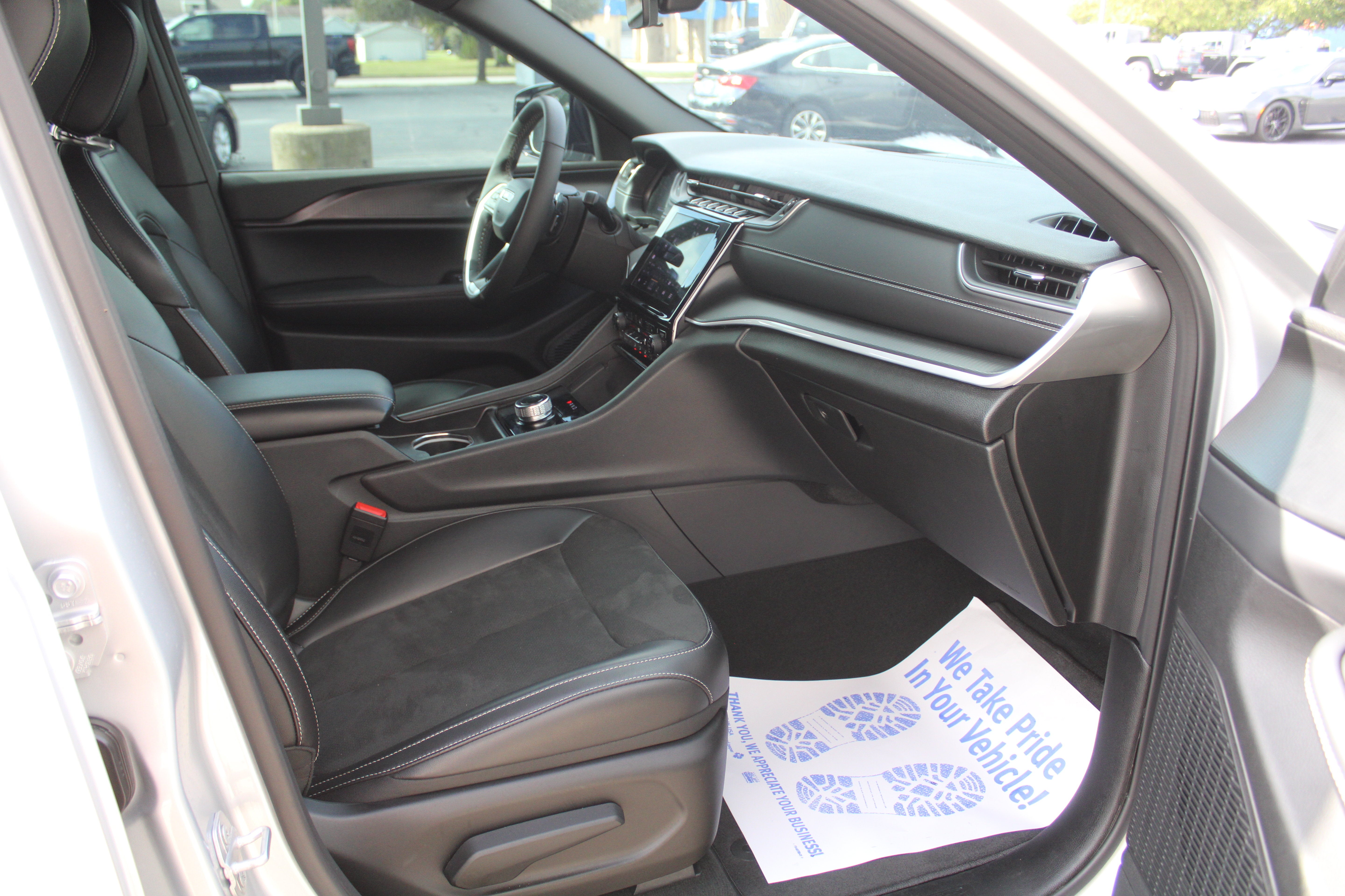 2025 Jeep Grand Cherokee L Altitude X 4x4