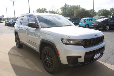 2025 Jeep Grand Cherokee L Altitude X 4x4