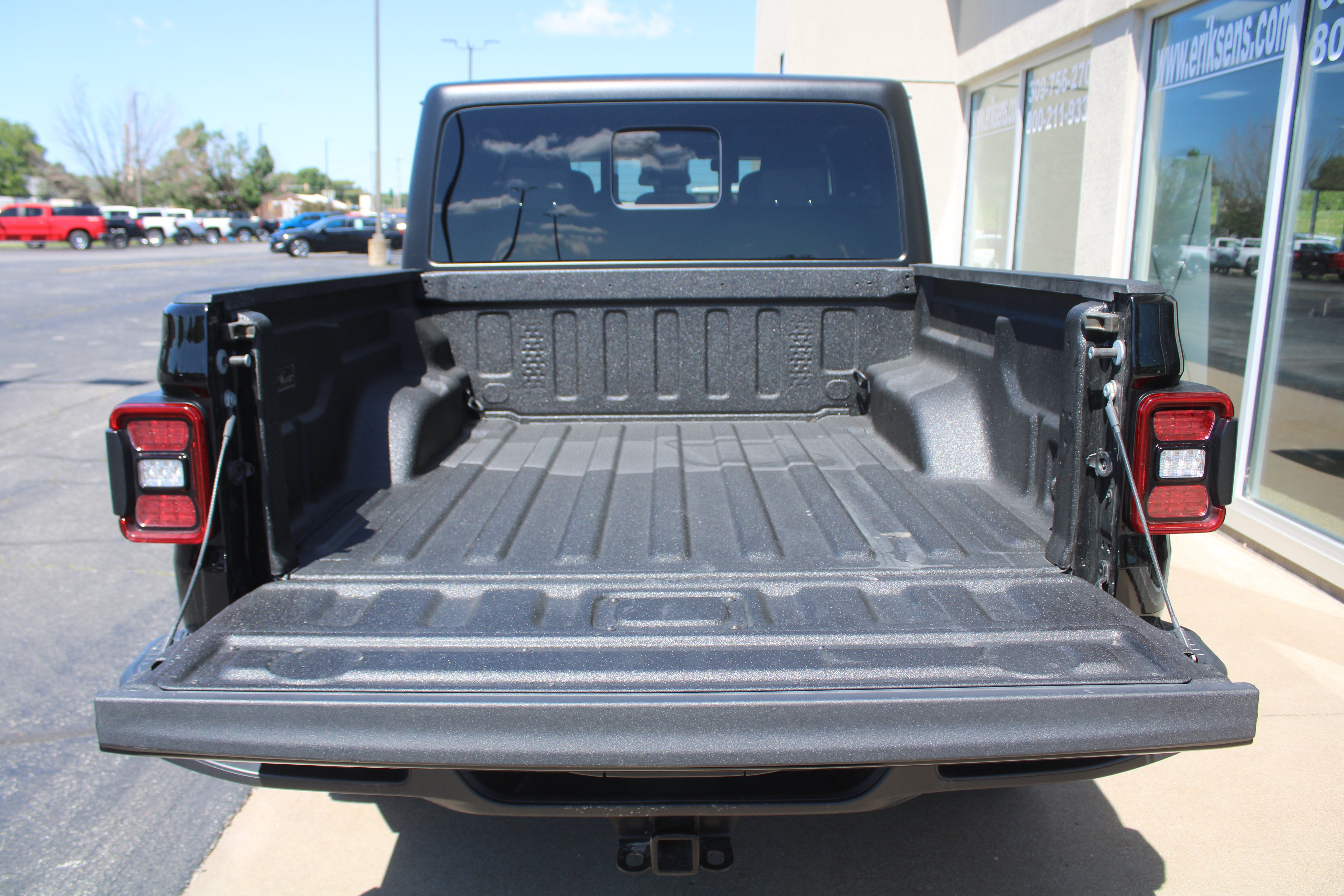2024 Jeep Gladiator Willys
