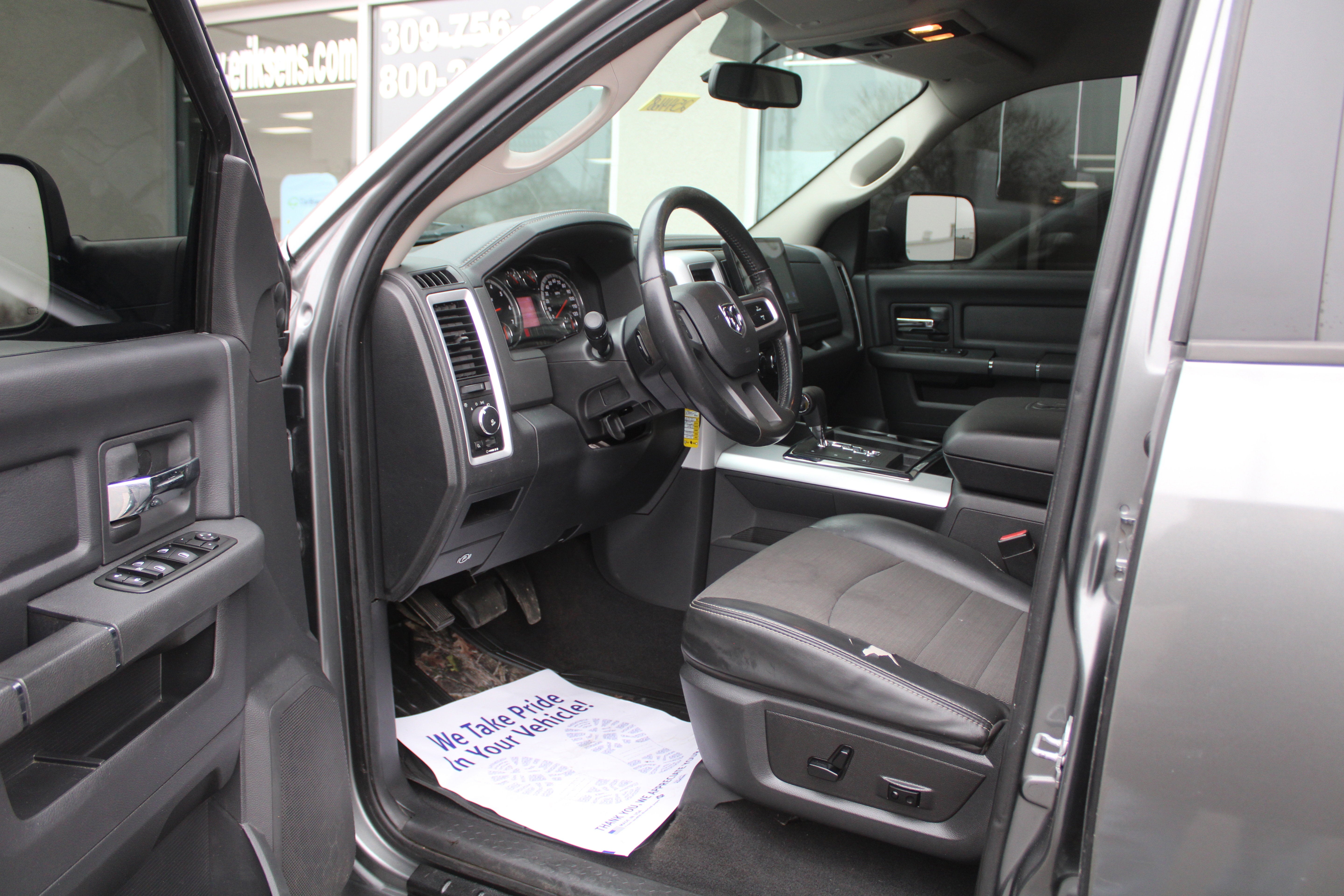 2010 Dodge Ram 1500 SLT/Sport/TRX