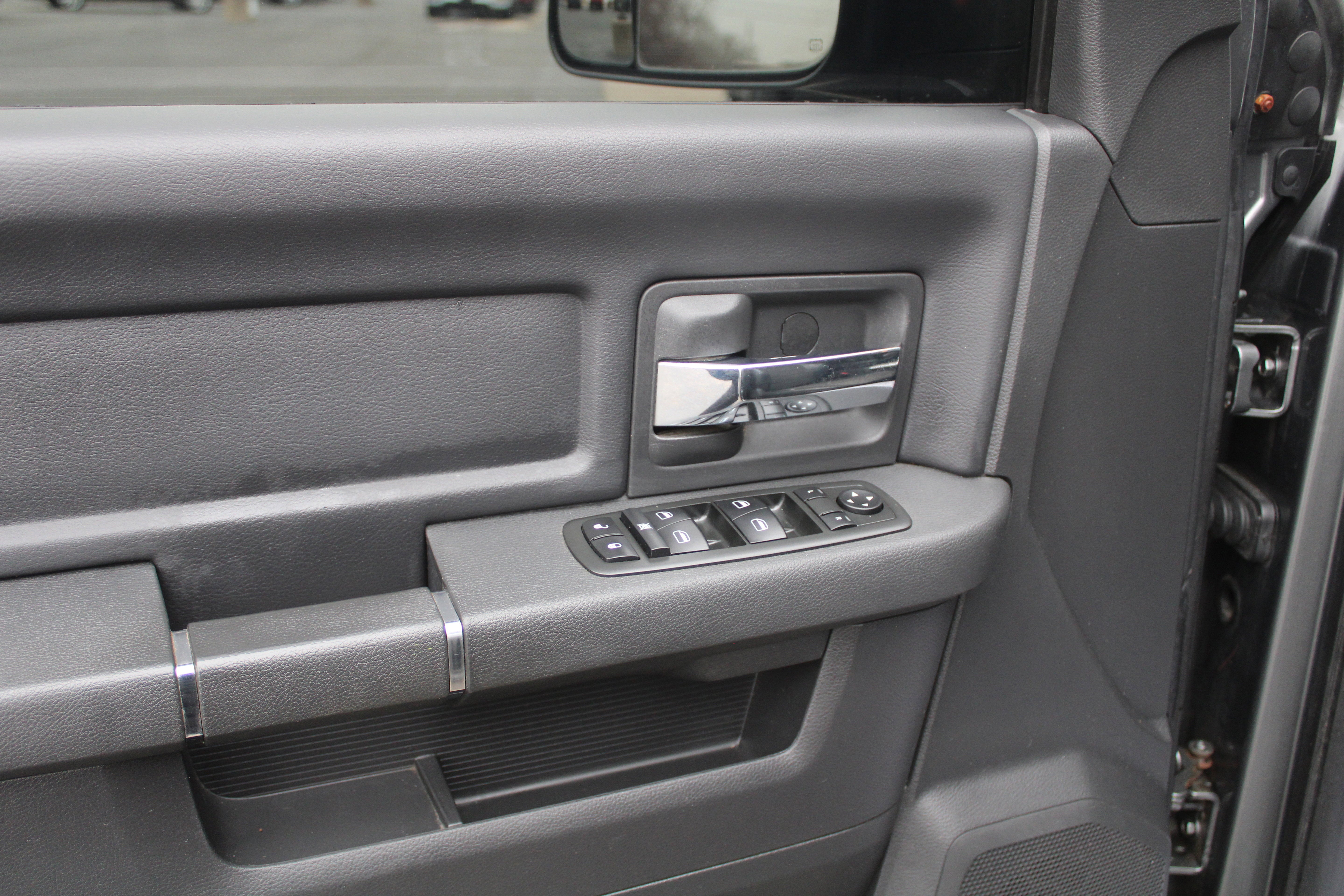 2010 Dodge Ram 1500 SLT/Sport/TRX