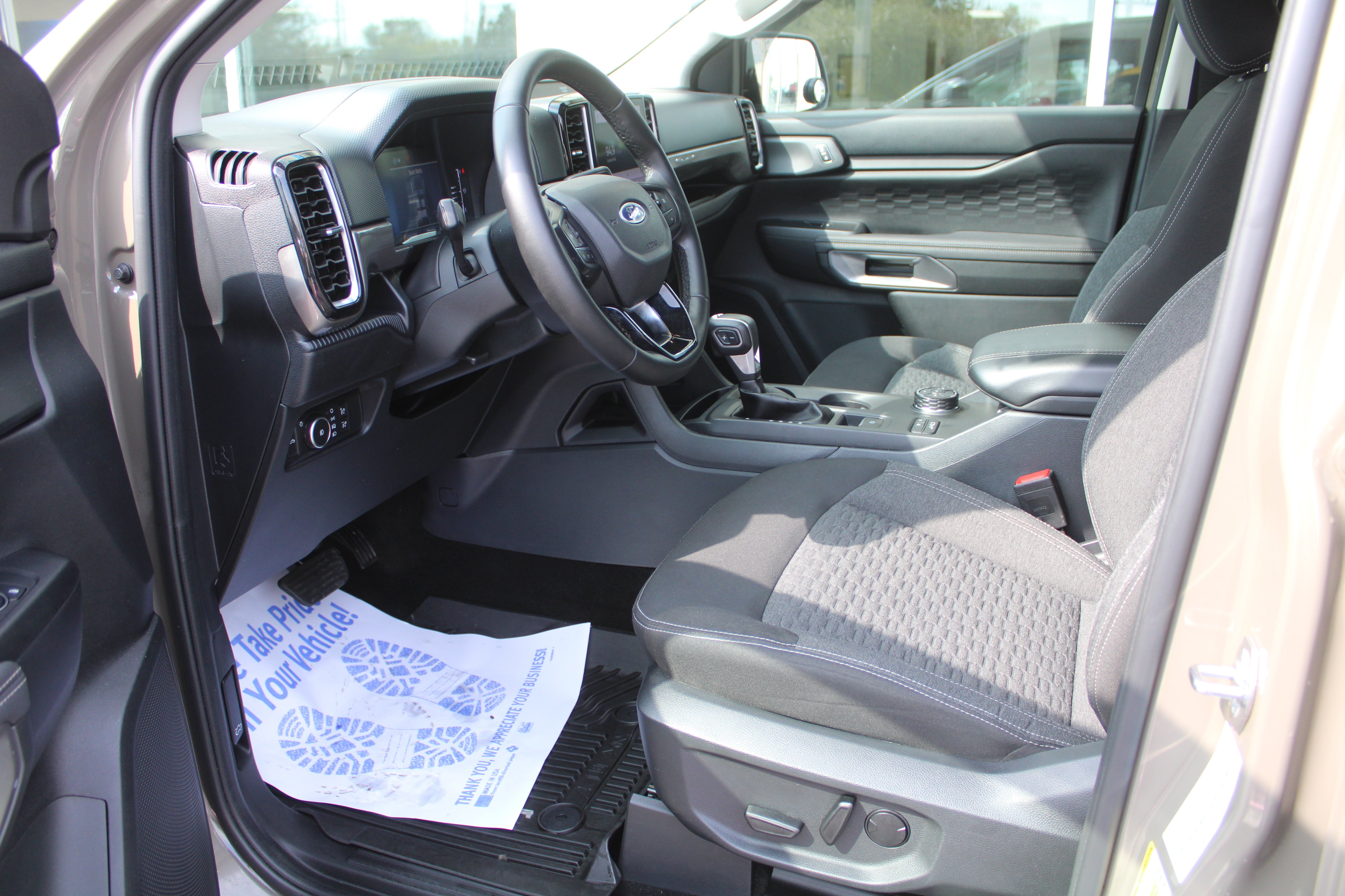 2025 Ford Ranger XLT - Photo 10