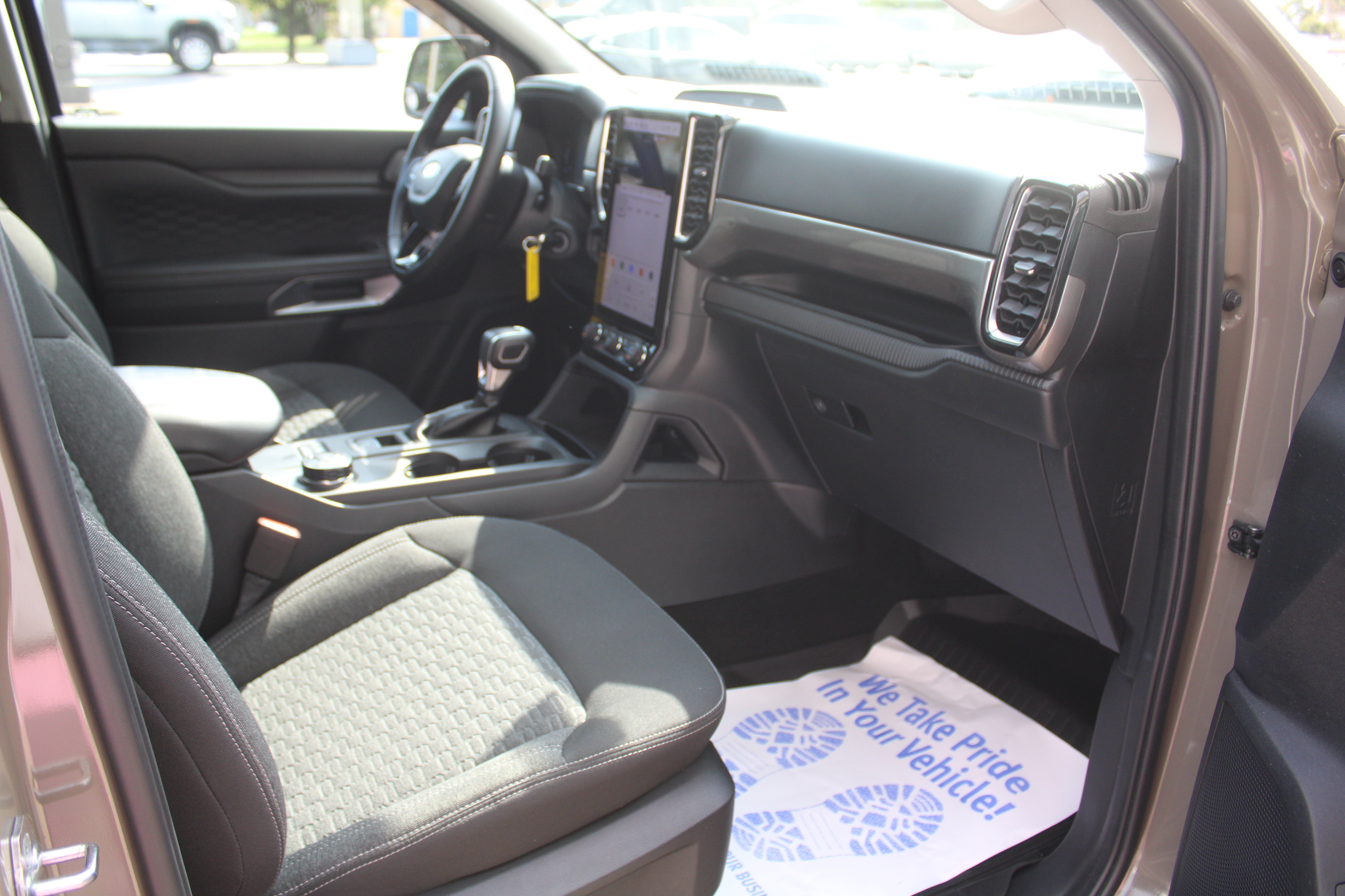 2025 Ford Ranger XLT - Photo 26