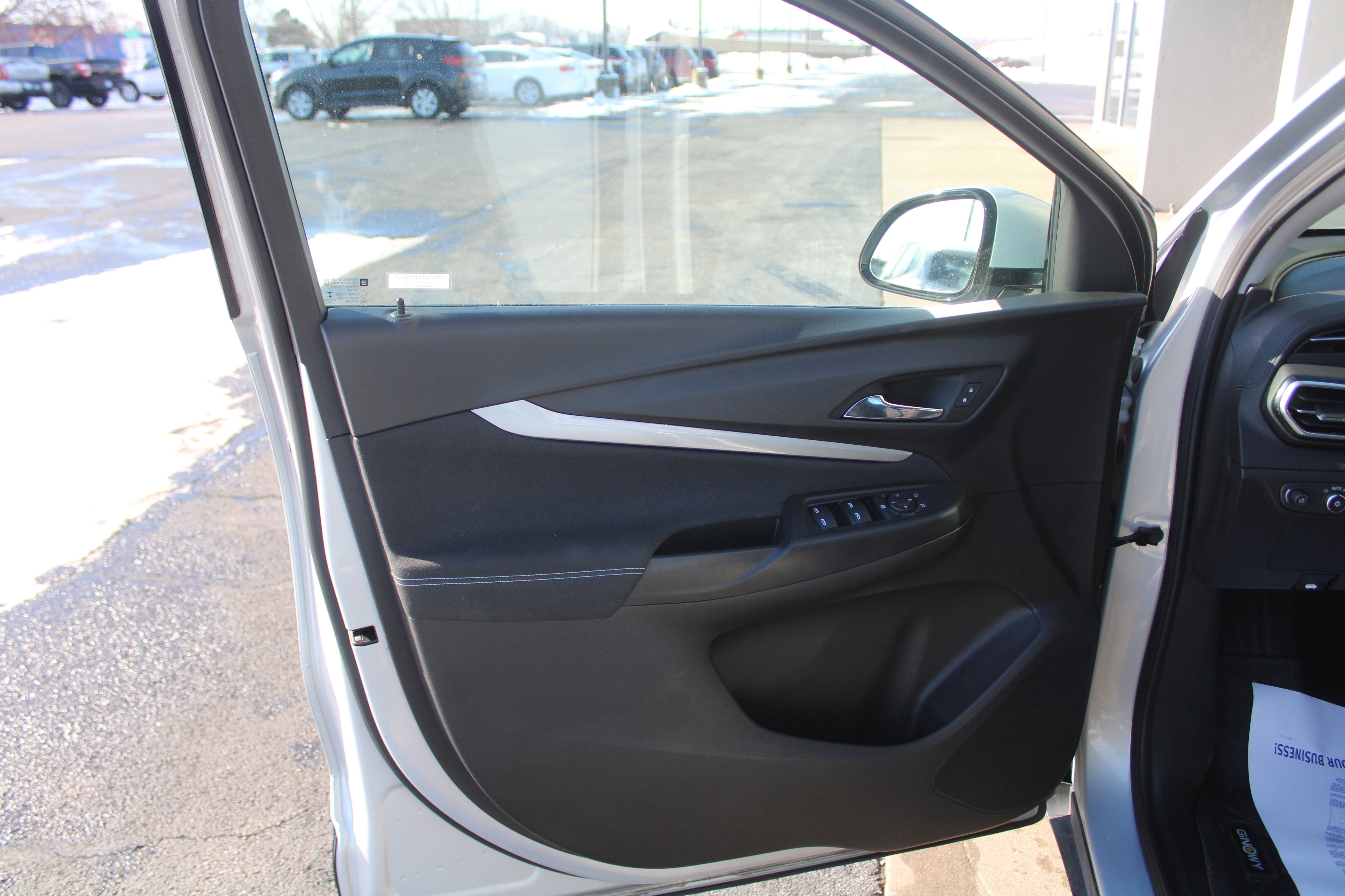 2023 Chevrolet Bolt EUV LT