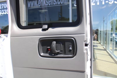 2025 Chevrolet Express Passenger 1LT