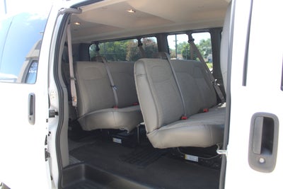 2025 Chevrolet Express Passenger 1LT