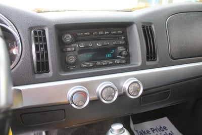 2004 Chevrolet SSR LS