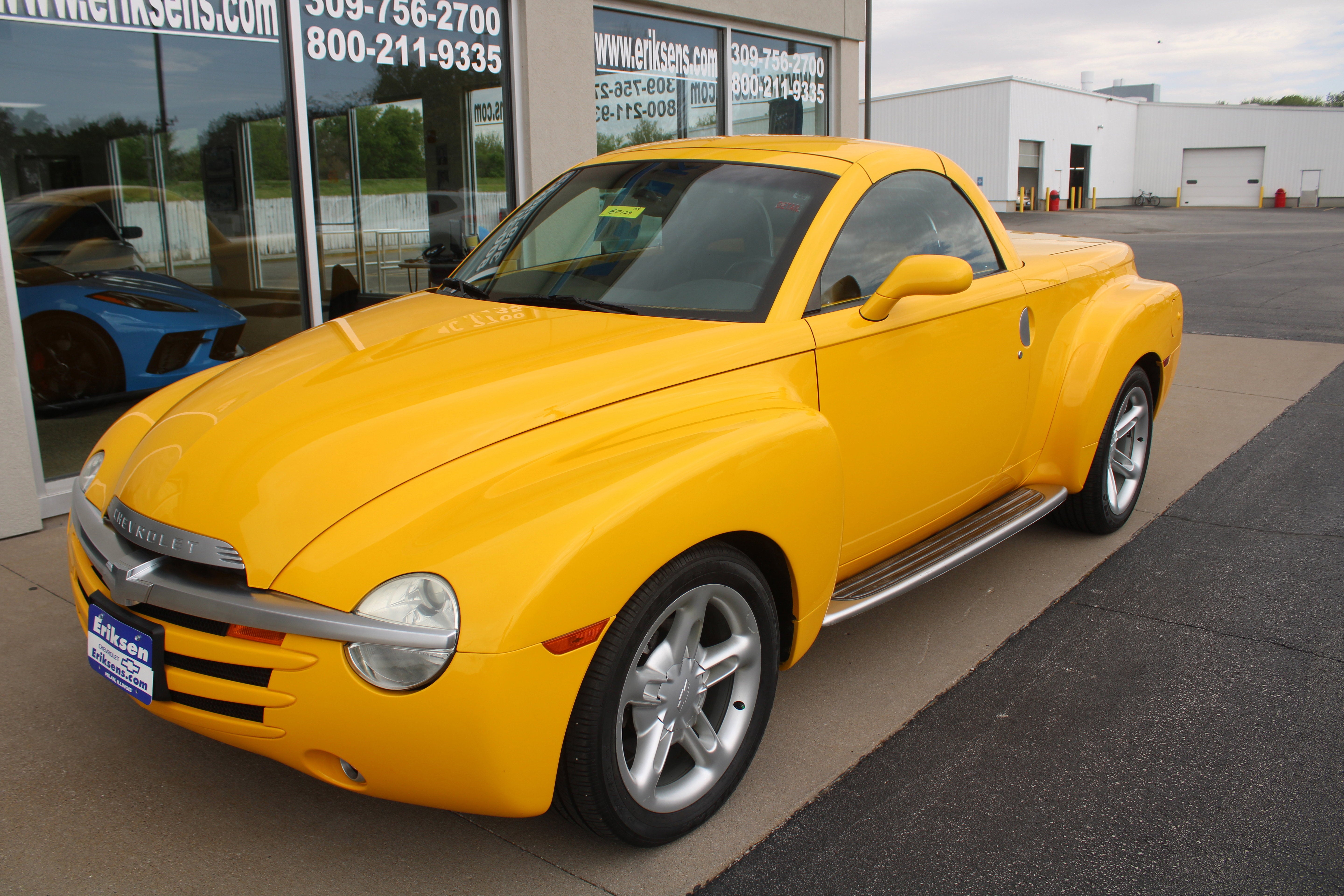 2004 Chevrolet SSR LS