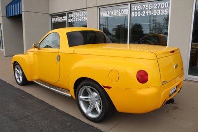 2004 Chevrolet SSR LS