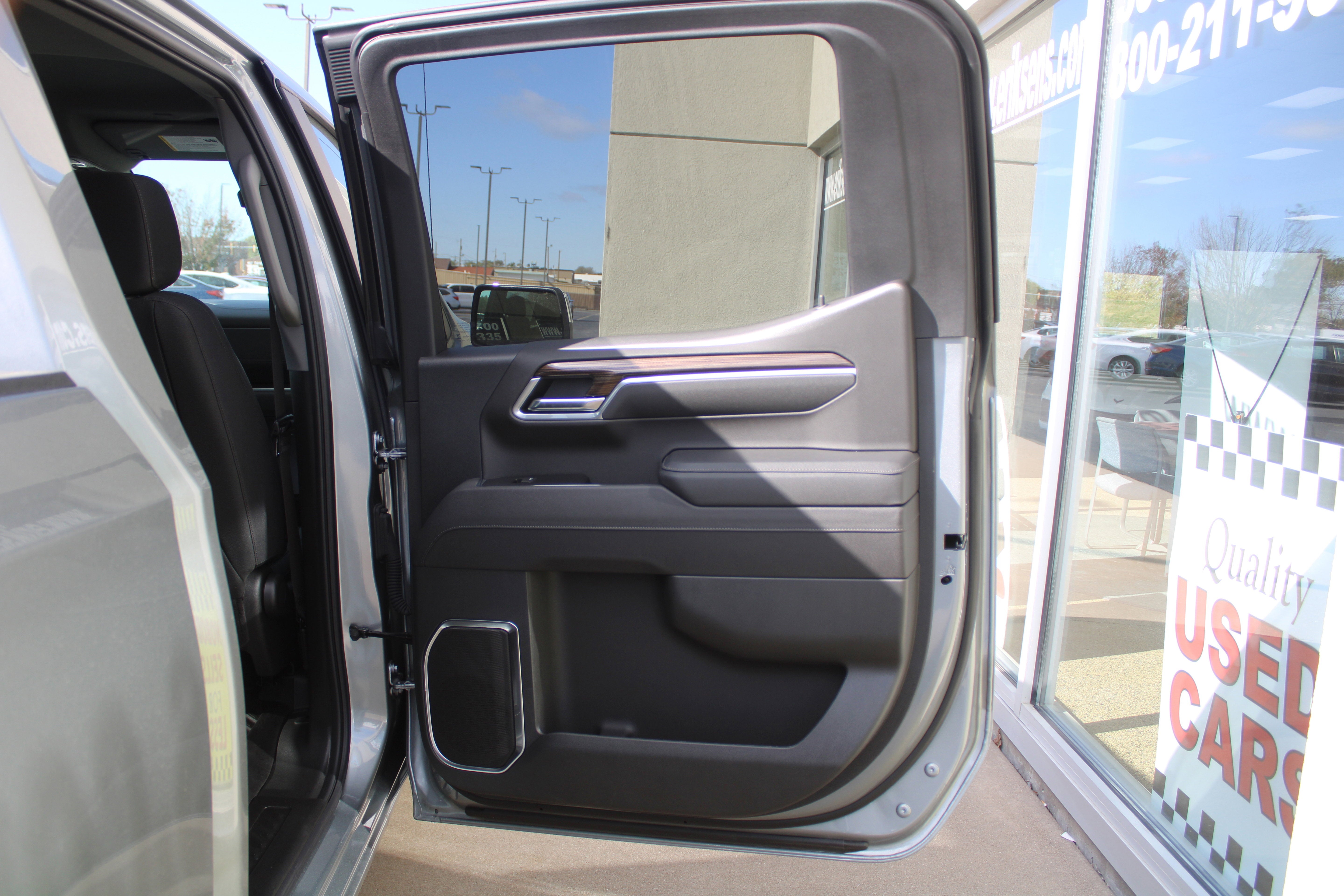 2025 Chevrolet Silverado 1500 LT (2FL)