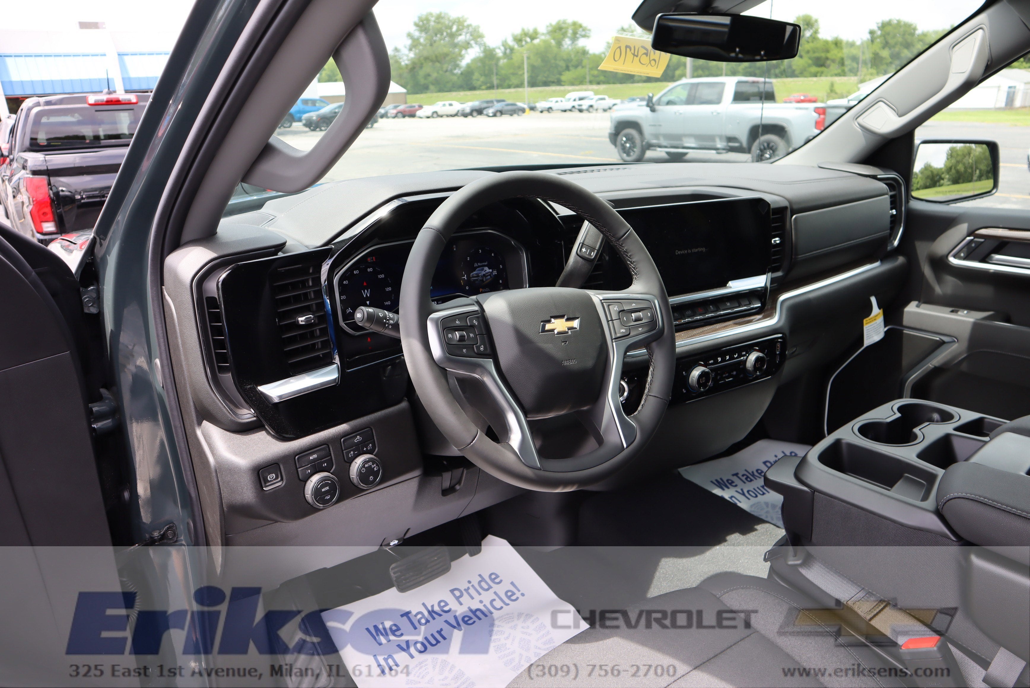 2025 Chevrolet Silverado 1500 LT (2FL)