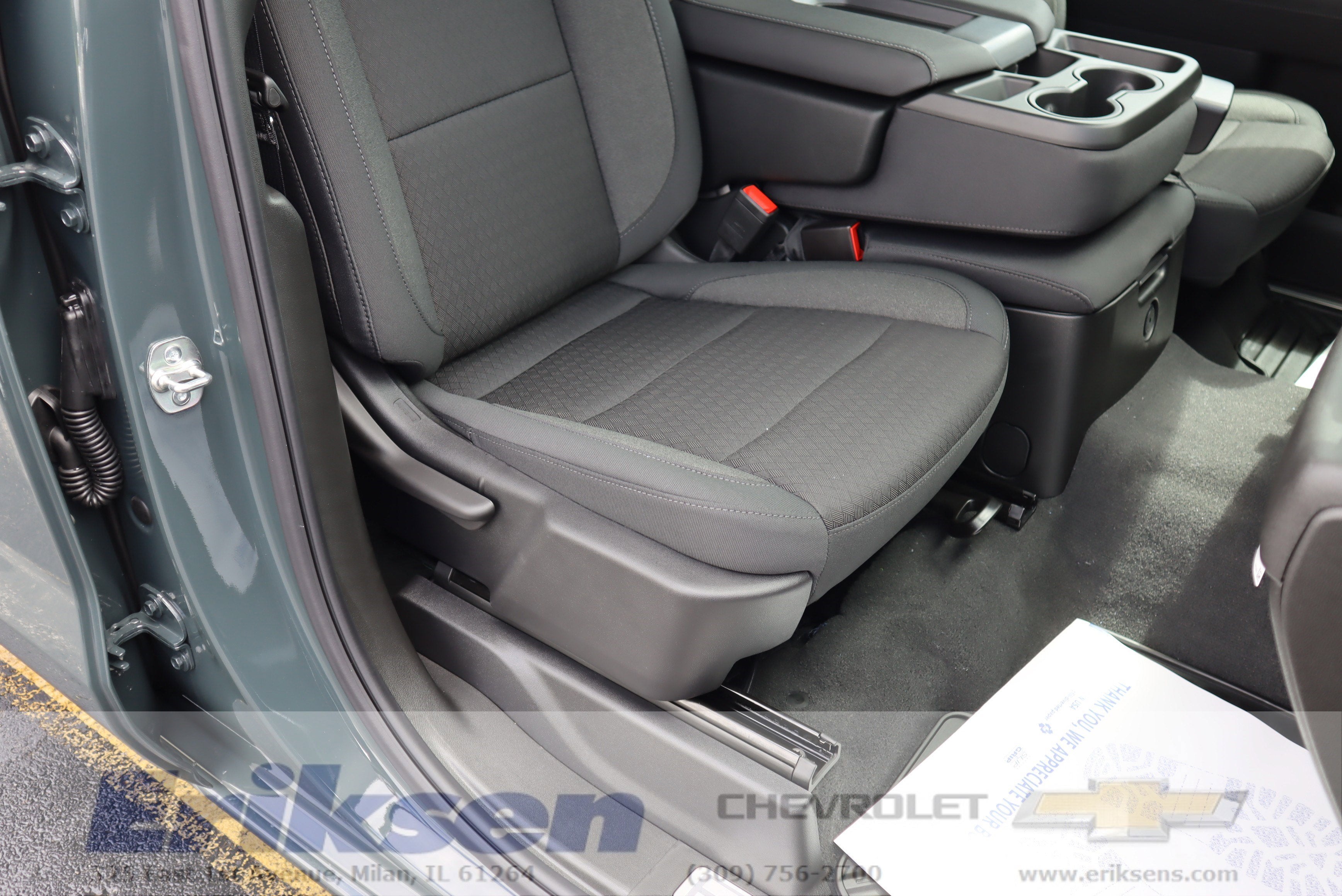 2025 Chevrolet Silverado 1500 LT (2FL)