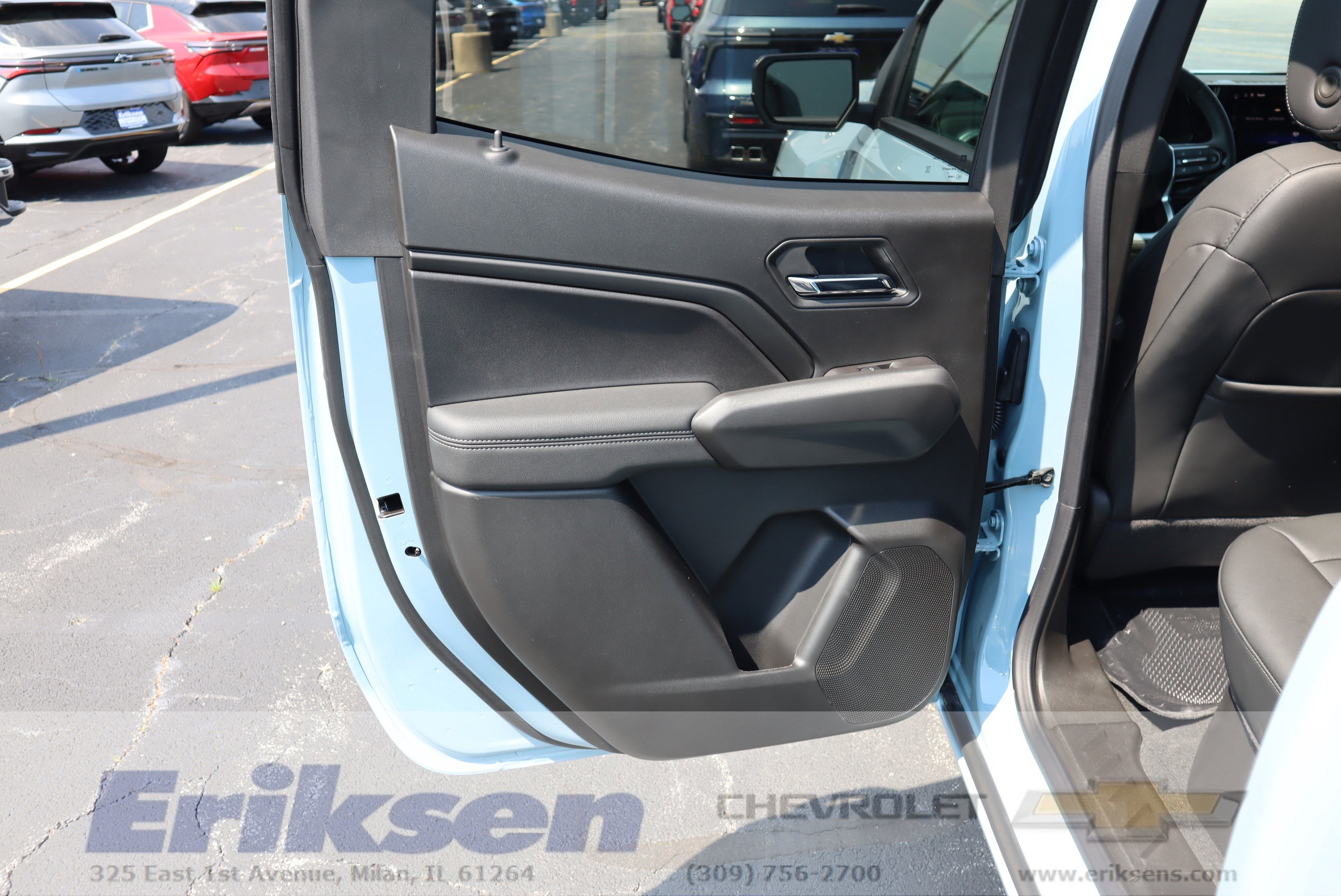 2025 Chevrolet Colorado WT/LT