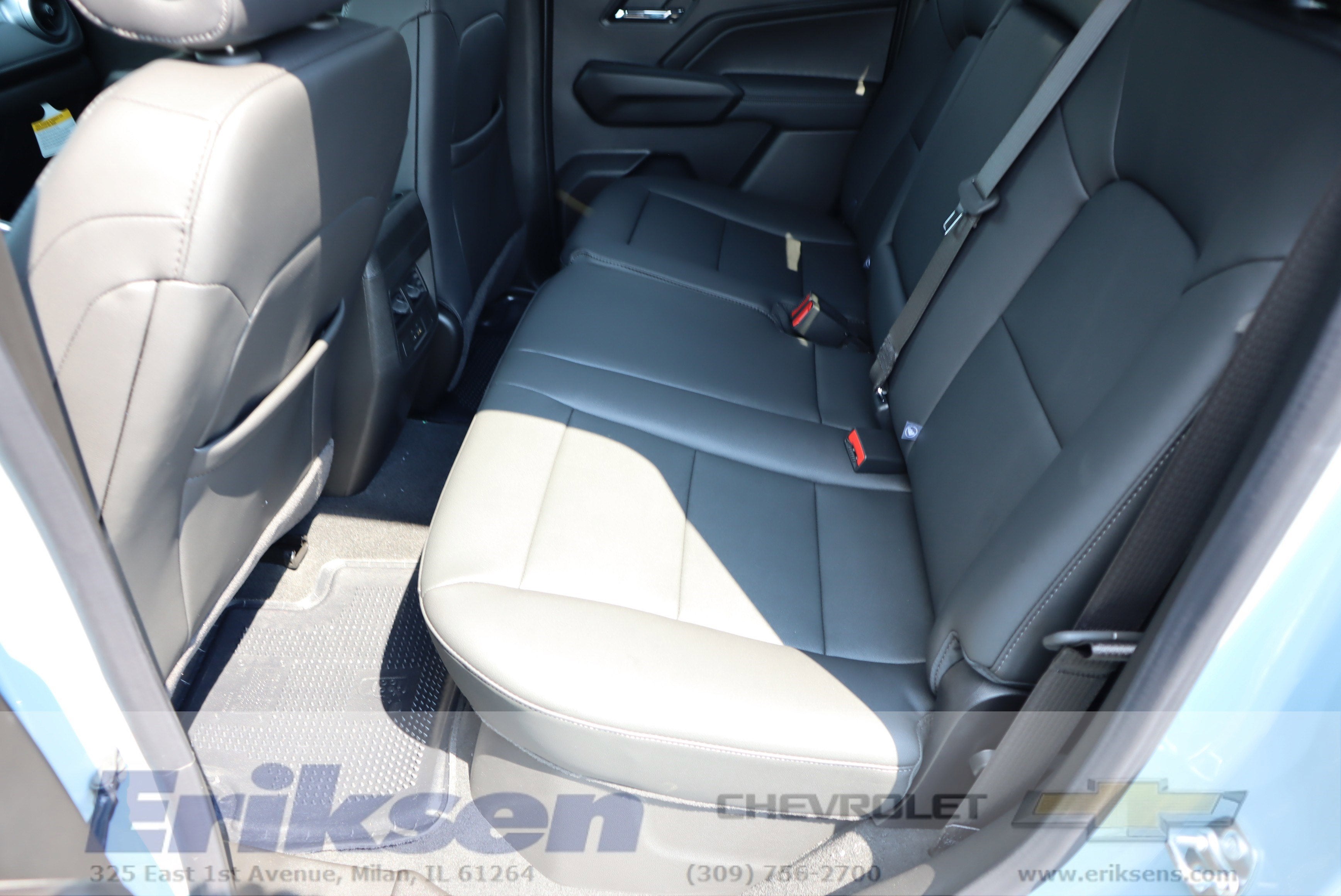 2025 Chevrolet Colorado WT/LT