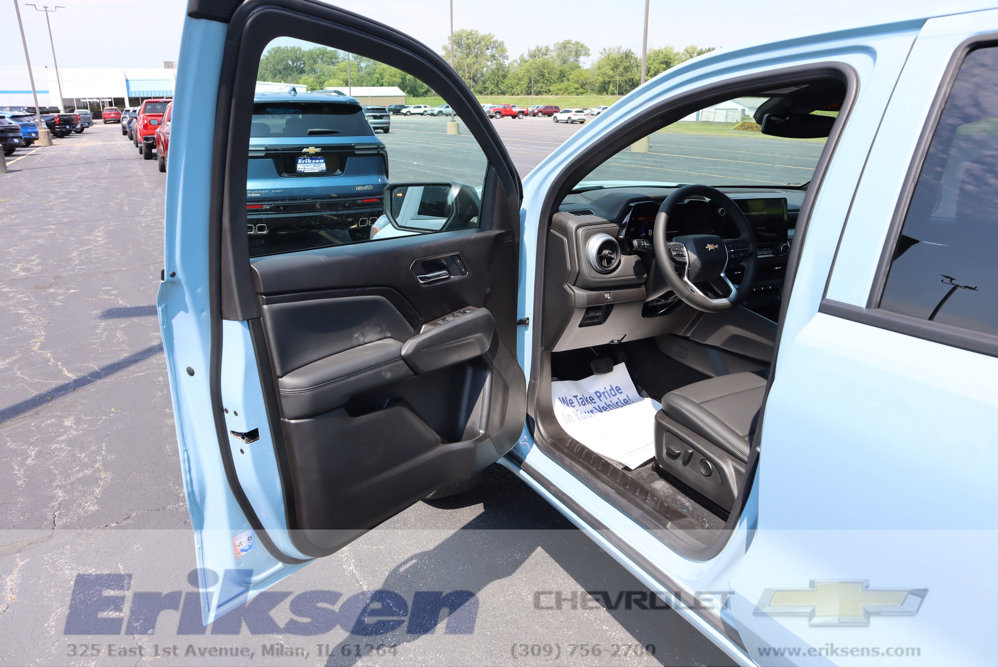 2025 Chevrolet Colorado WT/LT