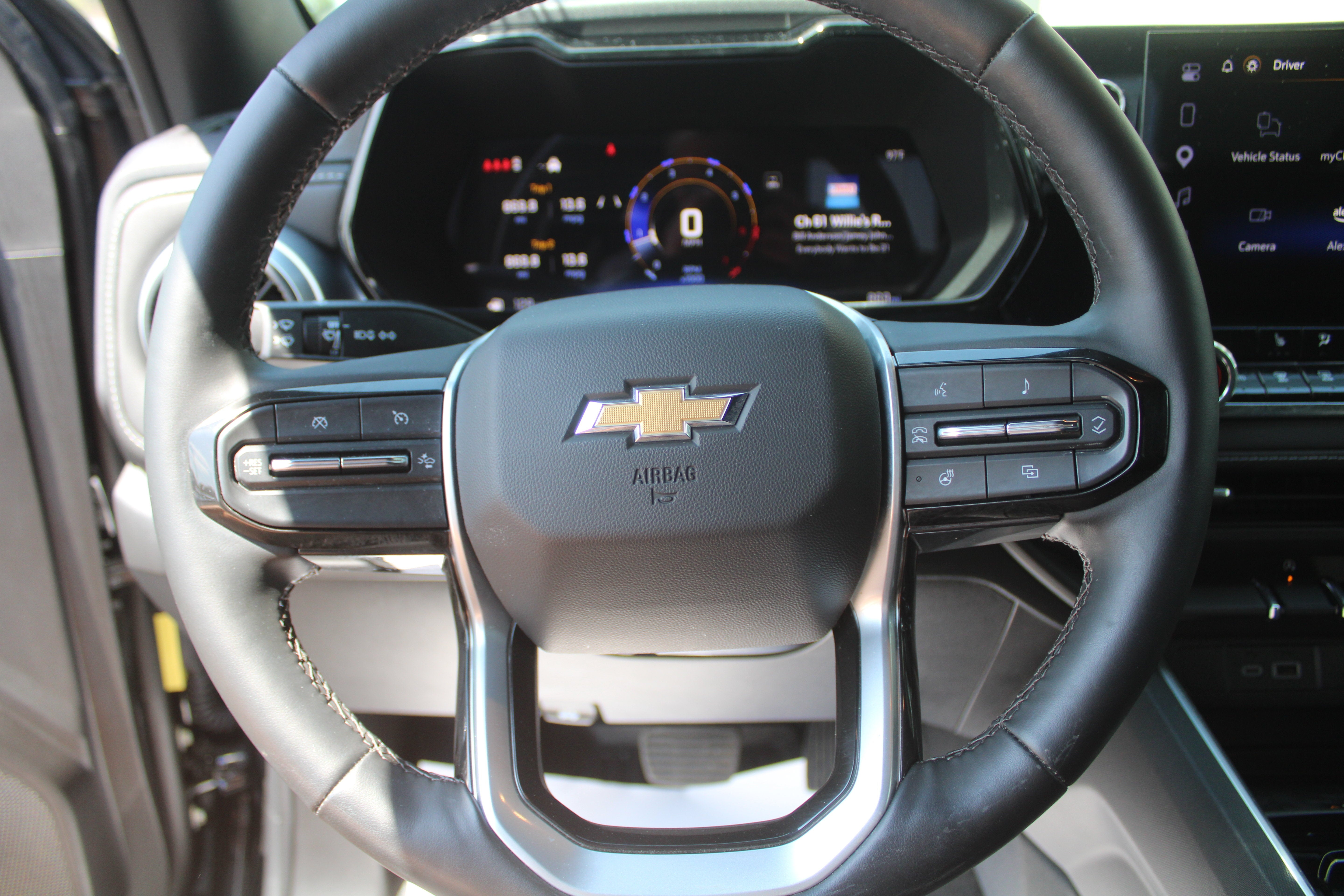 2025 Chevrolet Colorado WT/LT