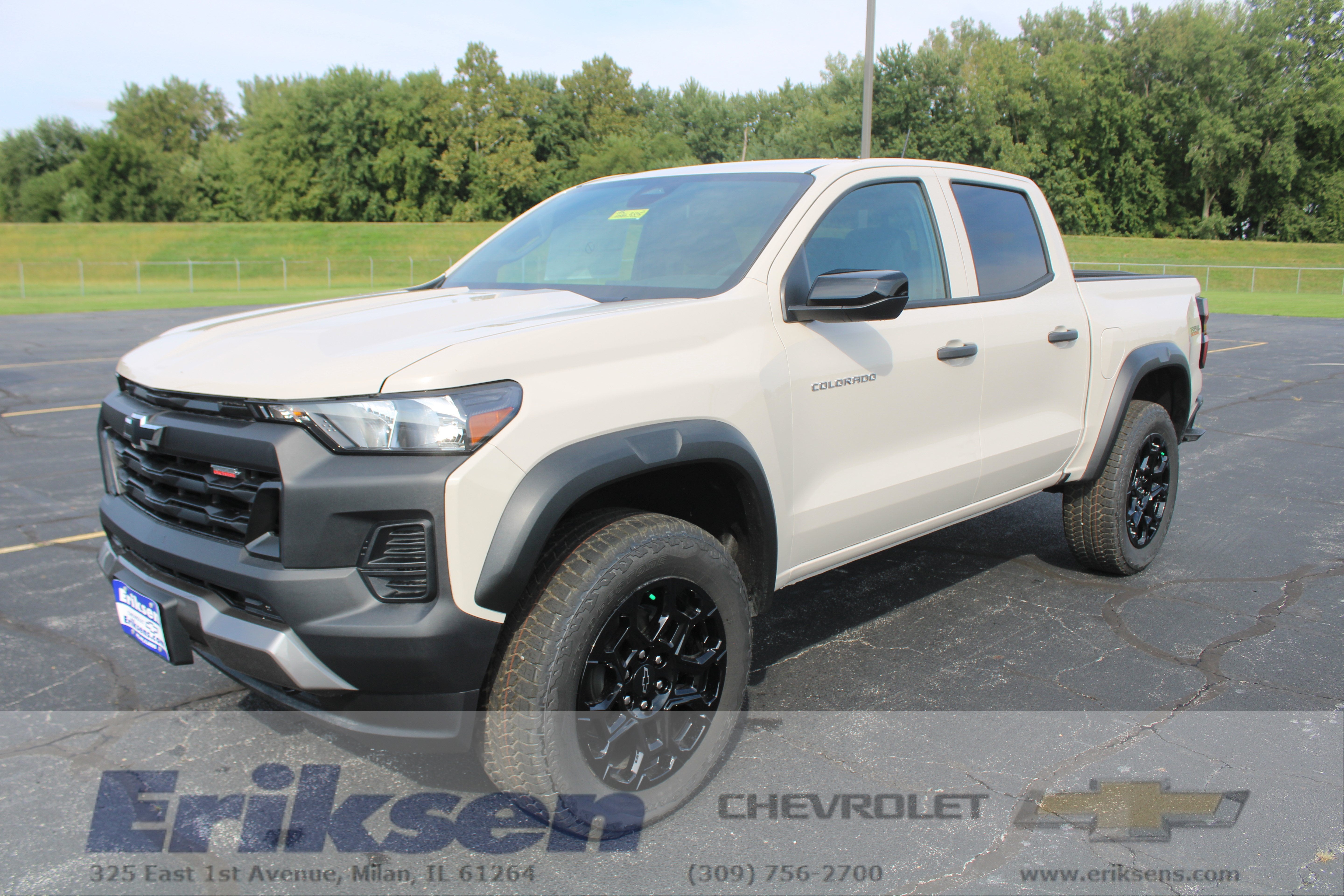 2026 Chevrolet Colorado Trail Boss - Photo 1
