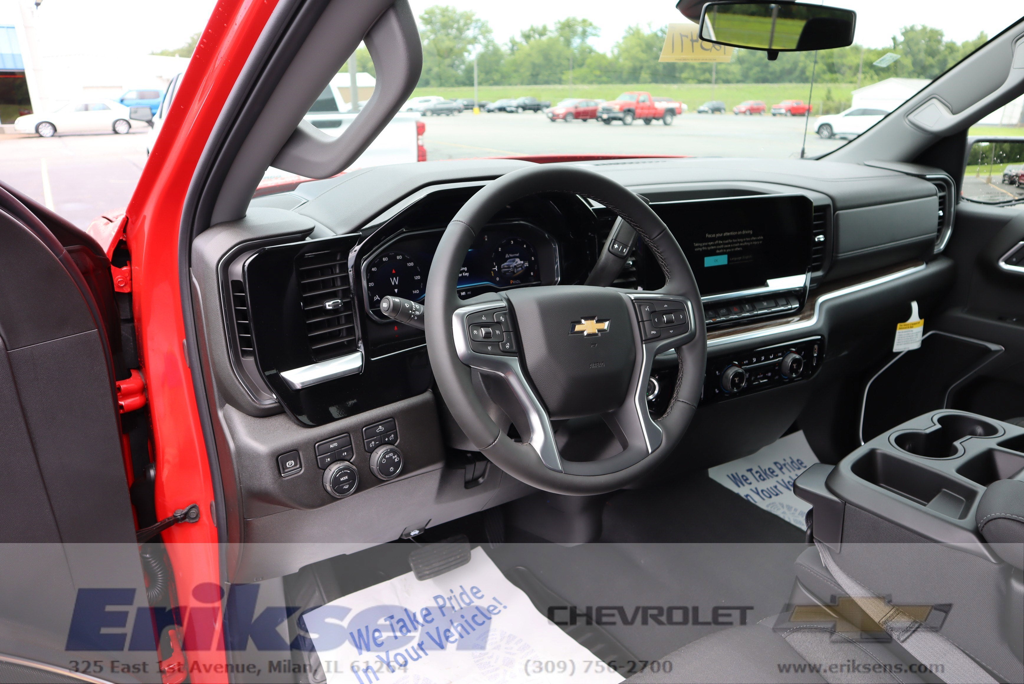 2025 Chevrolet Silverado 1500 LT (2FL)