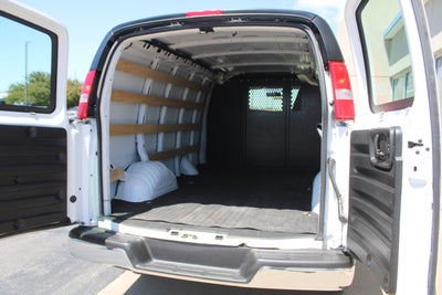 2024 Chevrolet Express Cargo 2500 WT