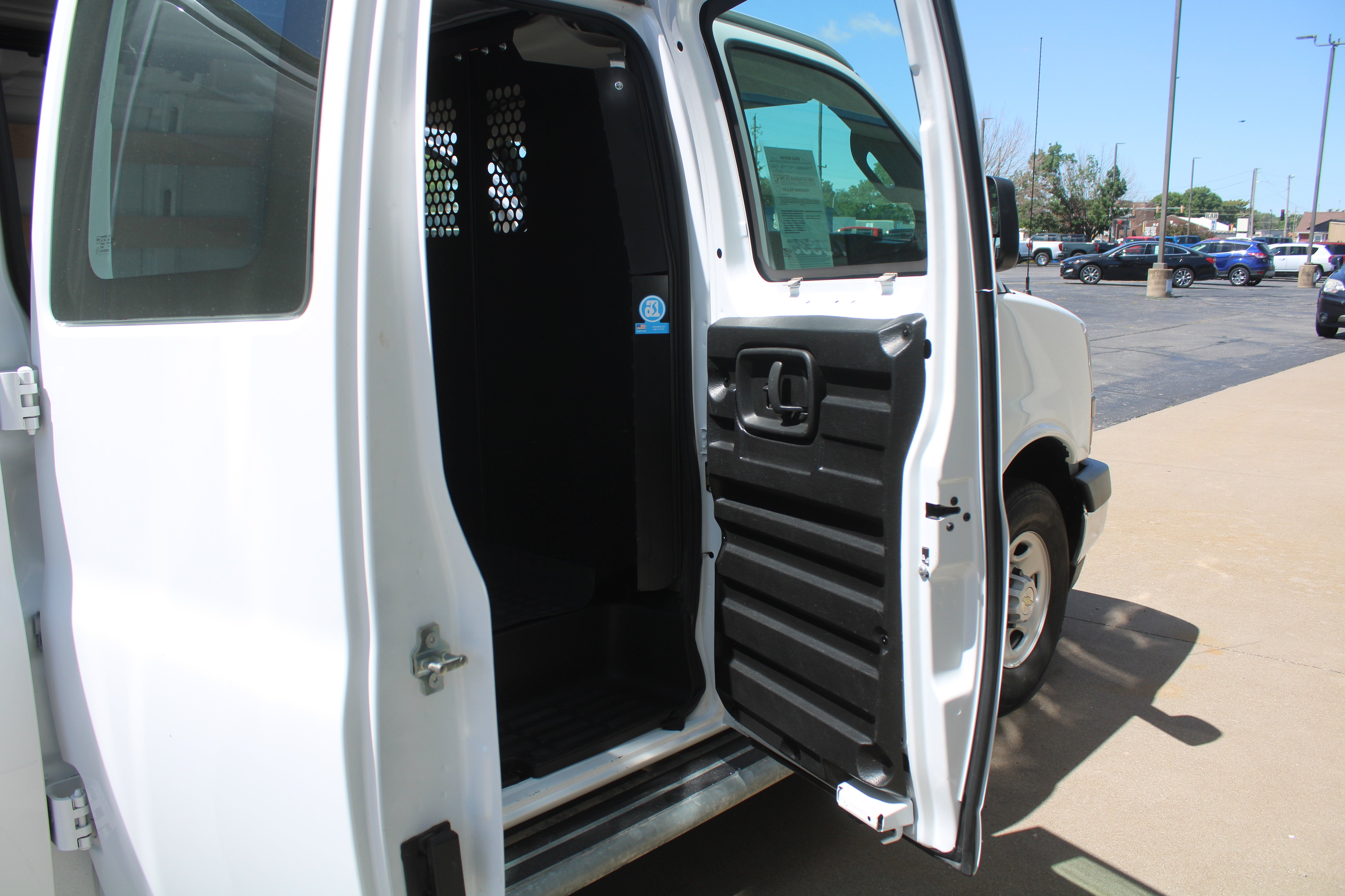 2024 Chevrolet Express Cargo 2500 WT