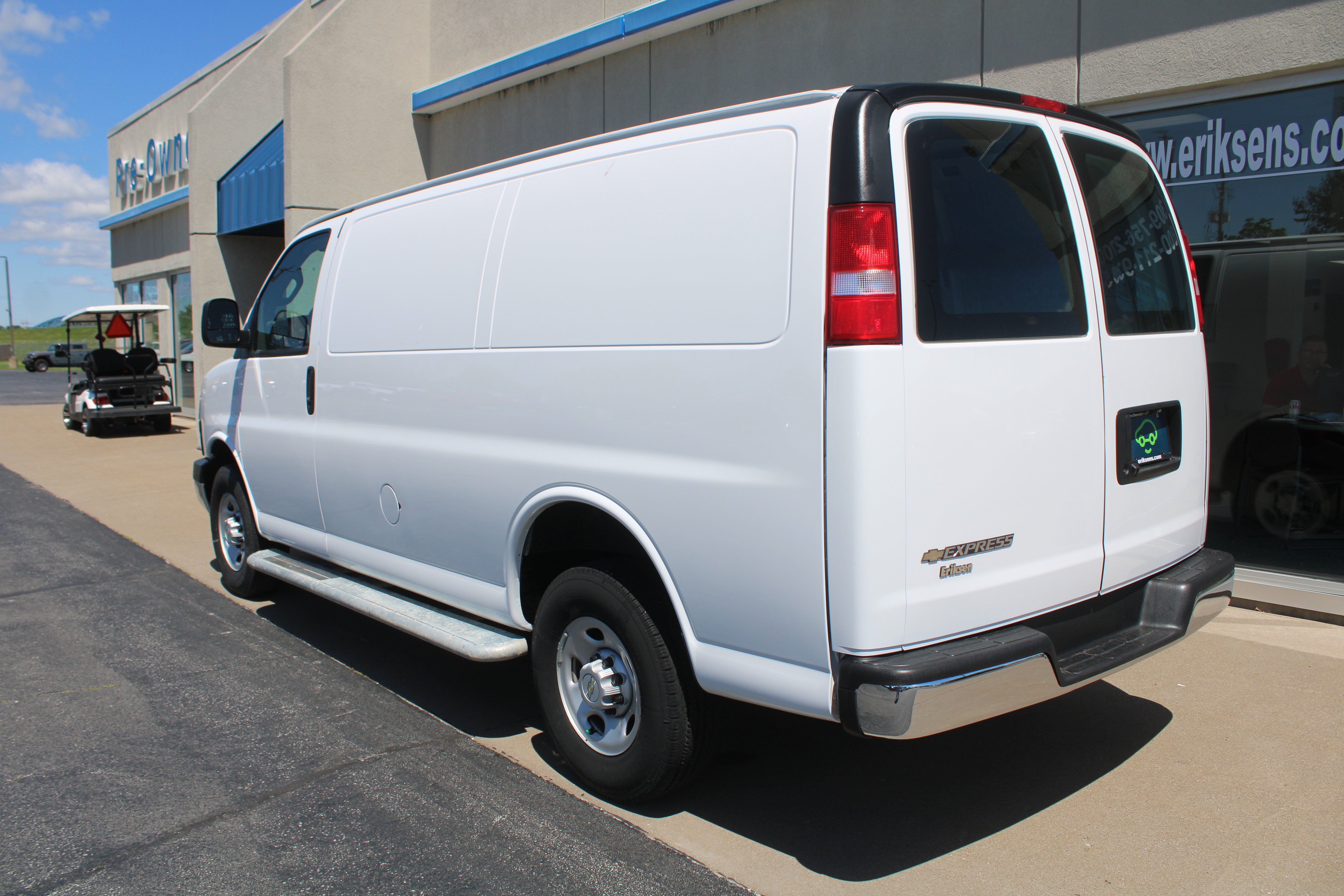 2024 Chevrolet Express Cargo 2500 WT
