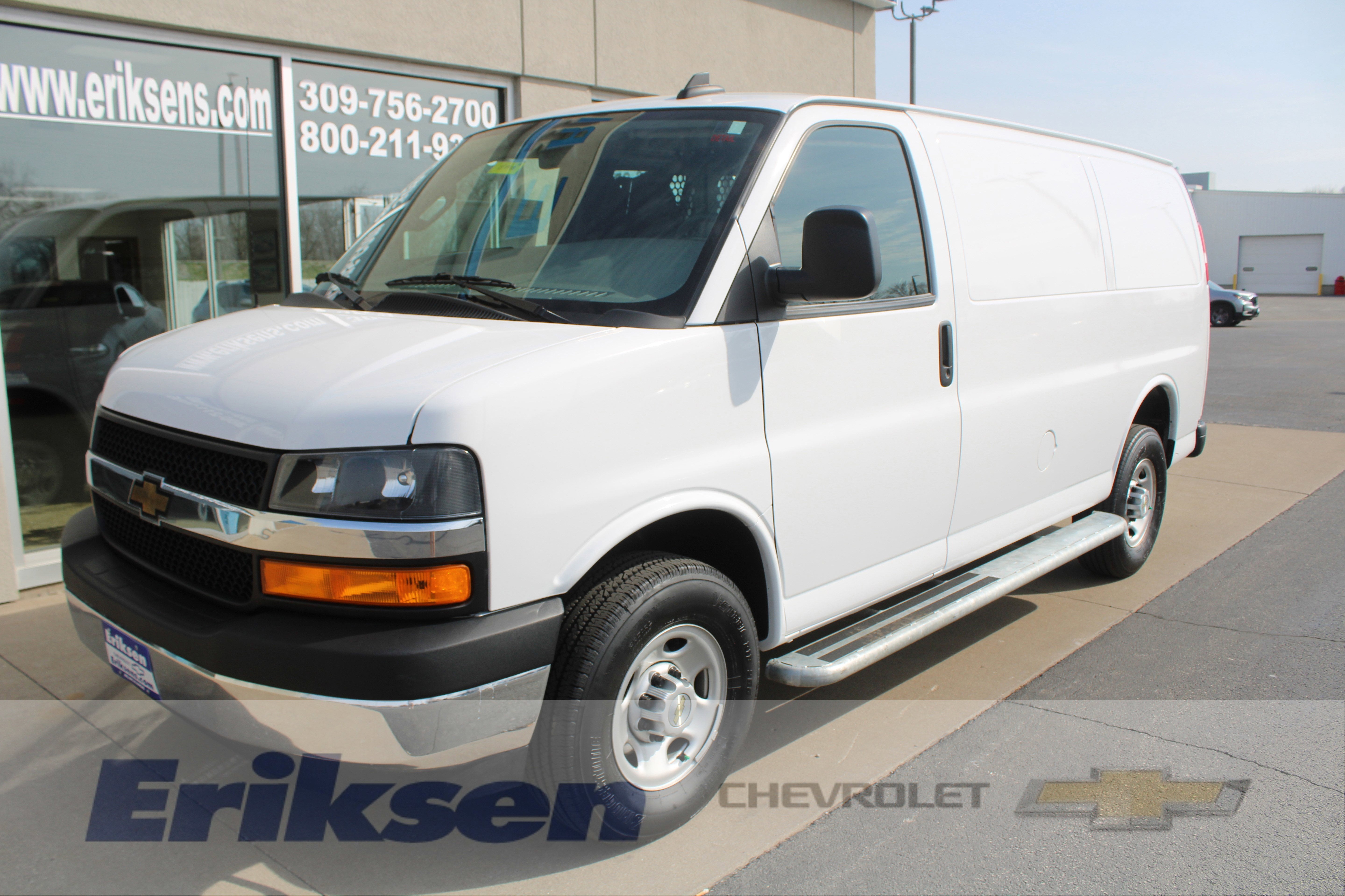 2024 Chevrolet Express Cargo 2500 WT
