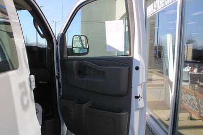 2024 Chevrolet Express Cargo 2500 WT