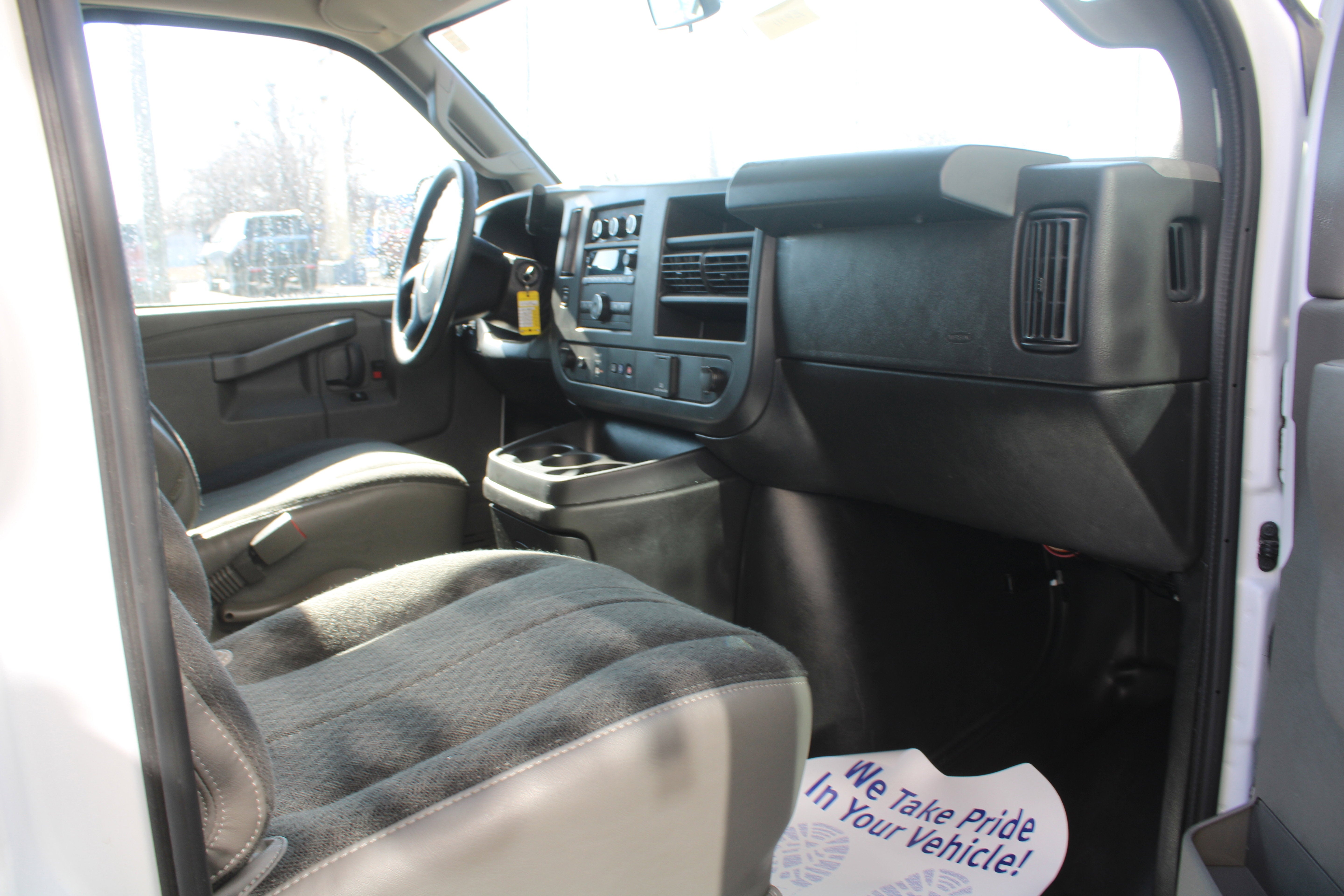 2024 Chevrolet Express Cargo 2500 WT