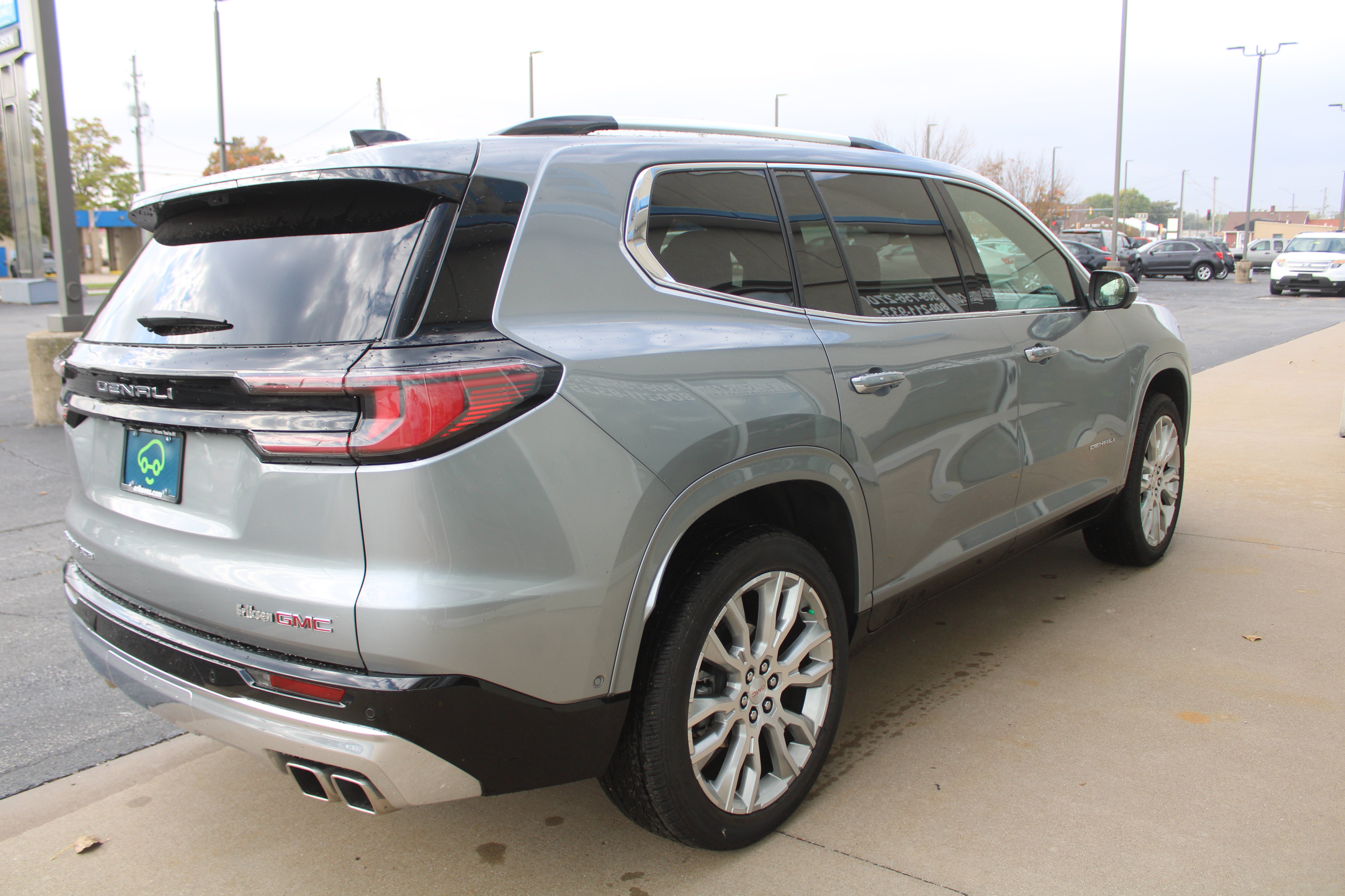 2025 GMC Acadia Denali