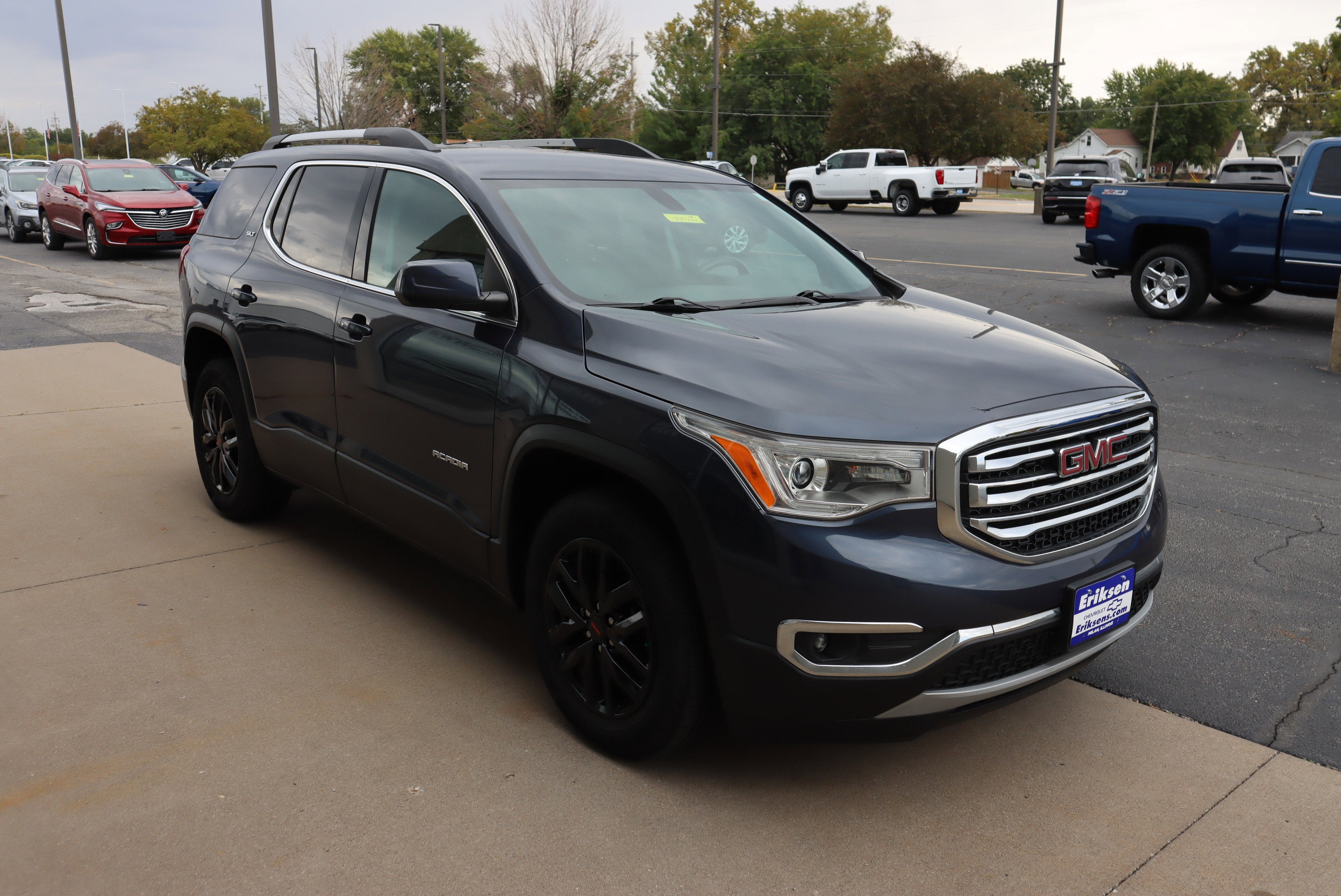 2019 GMC Acadia SLT