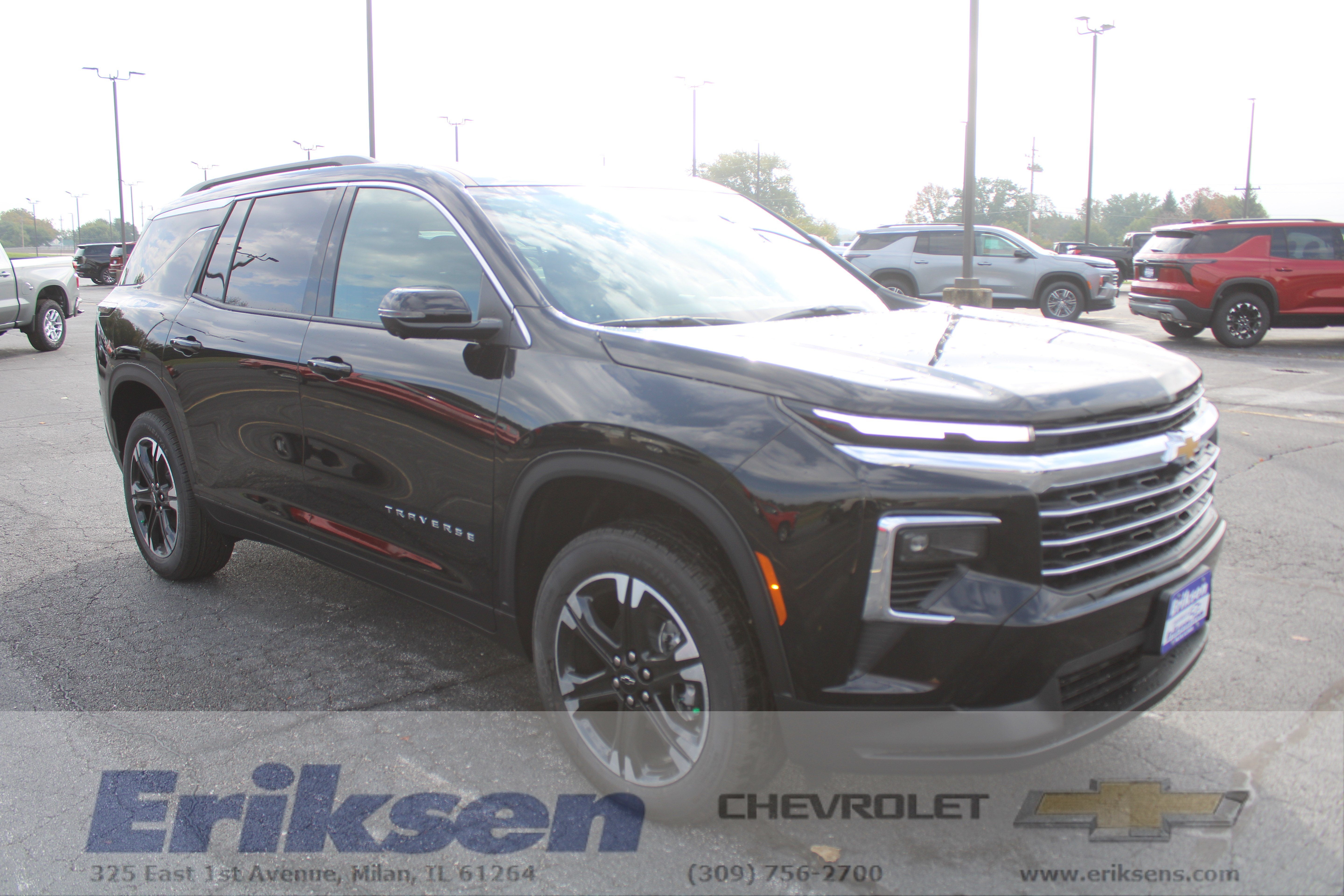 2027 Chevrolet Traverse LT - Photo 7