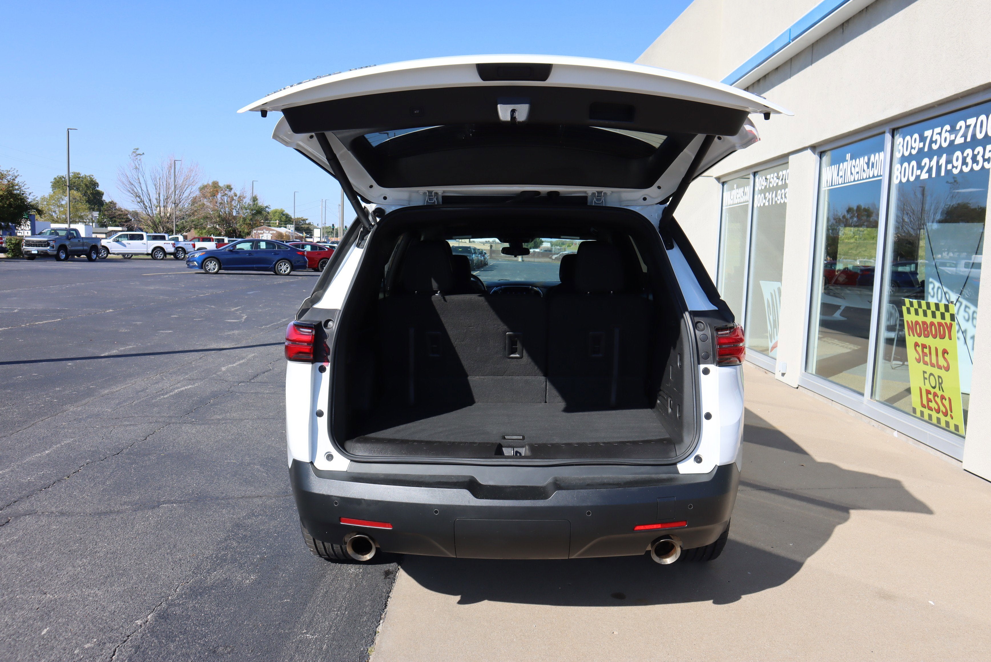 2022 Chevrolet Traverse LT Cloth