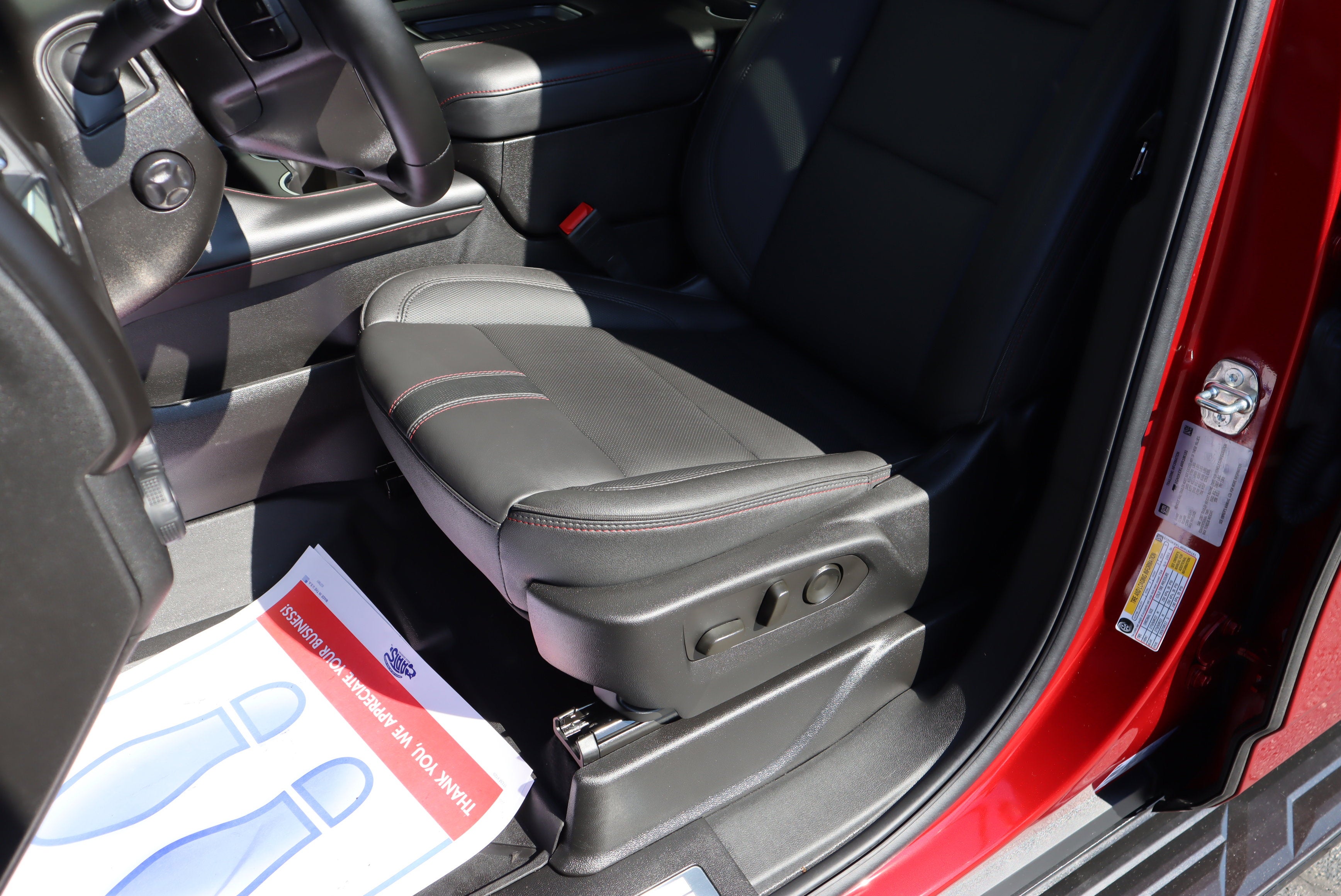 2024 Chevrolet Suburban RST