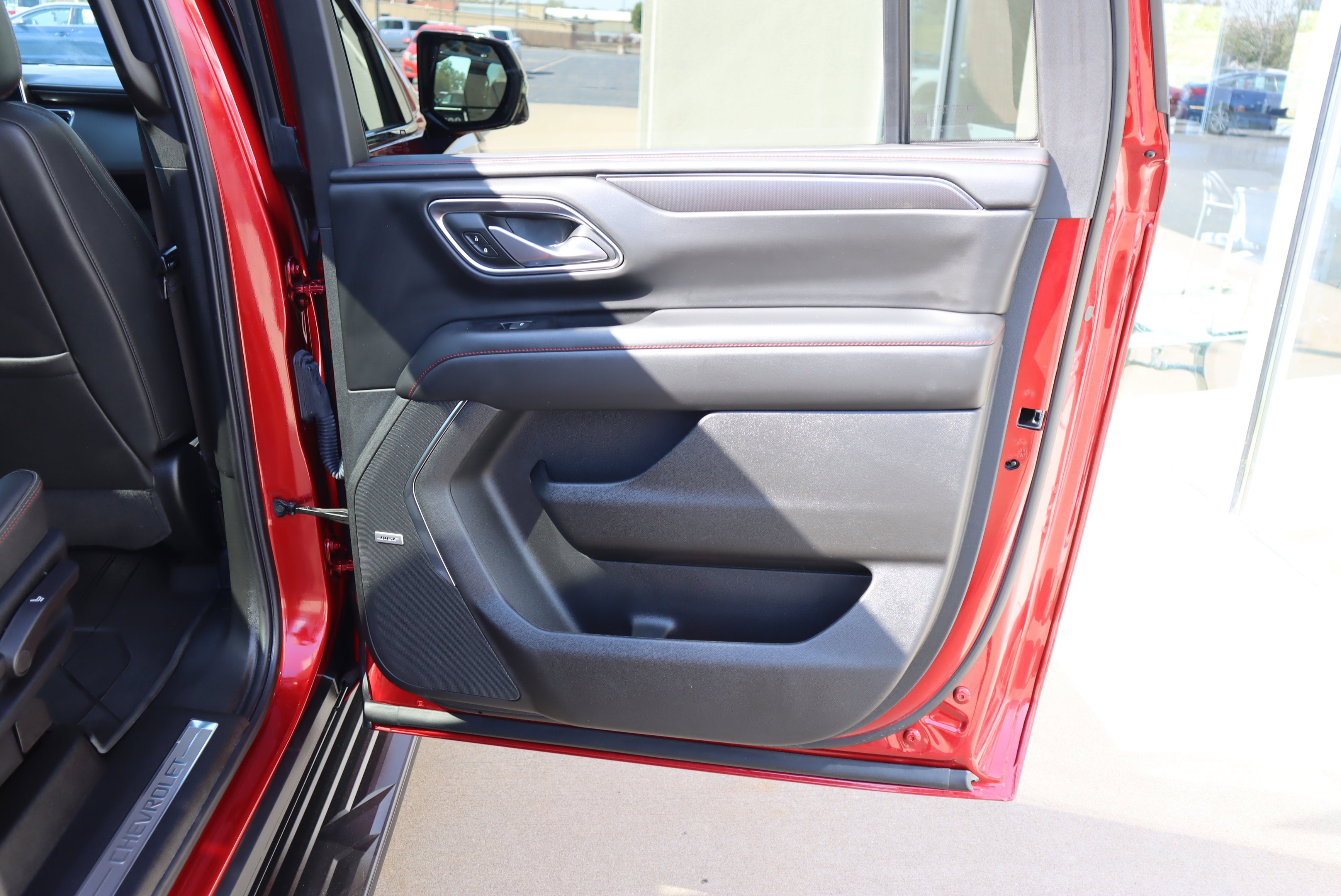 2024 Chevrolet Suburban RST