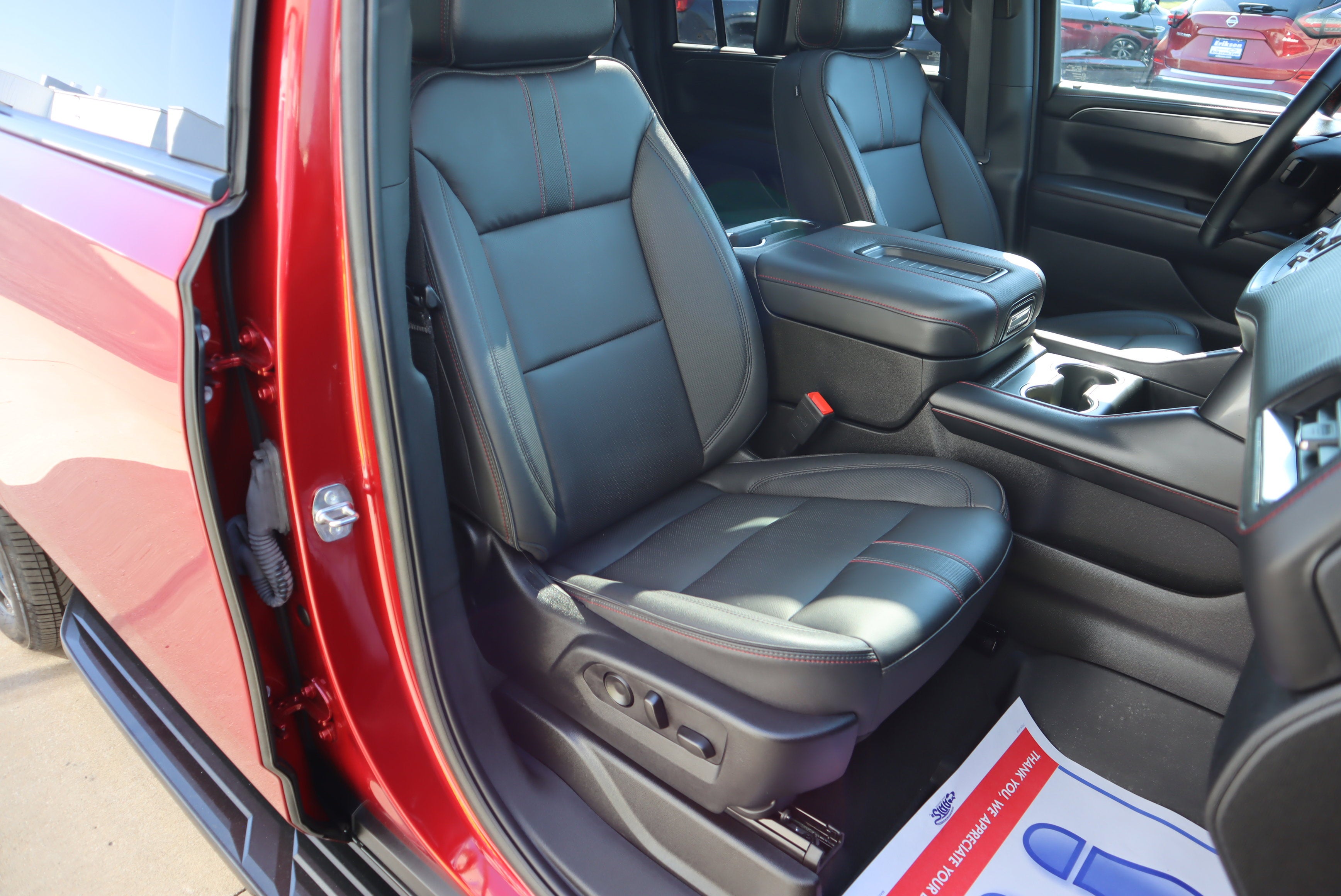 2024 Chevrolet Suburban RST