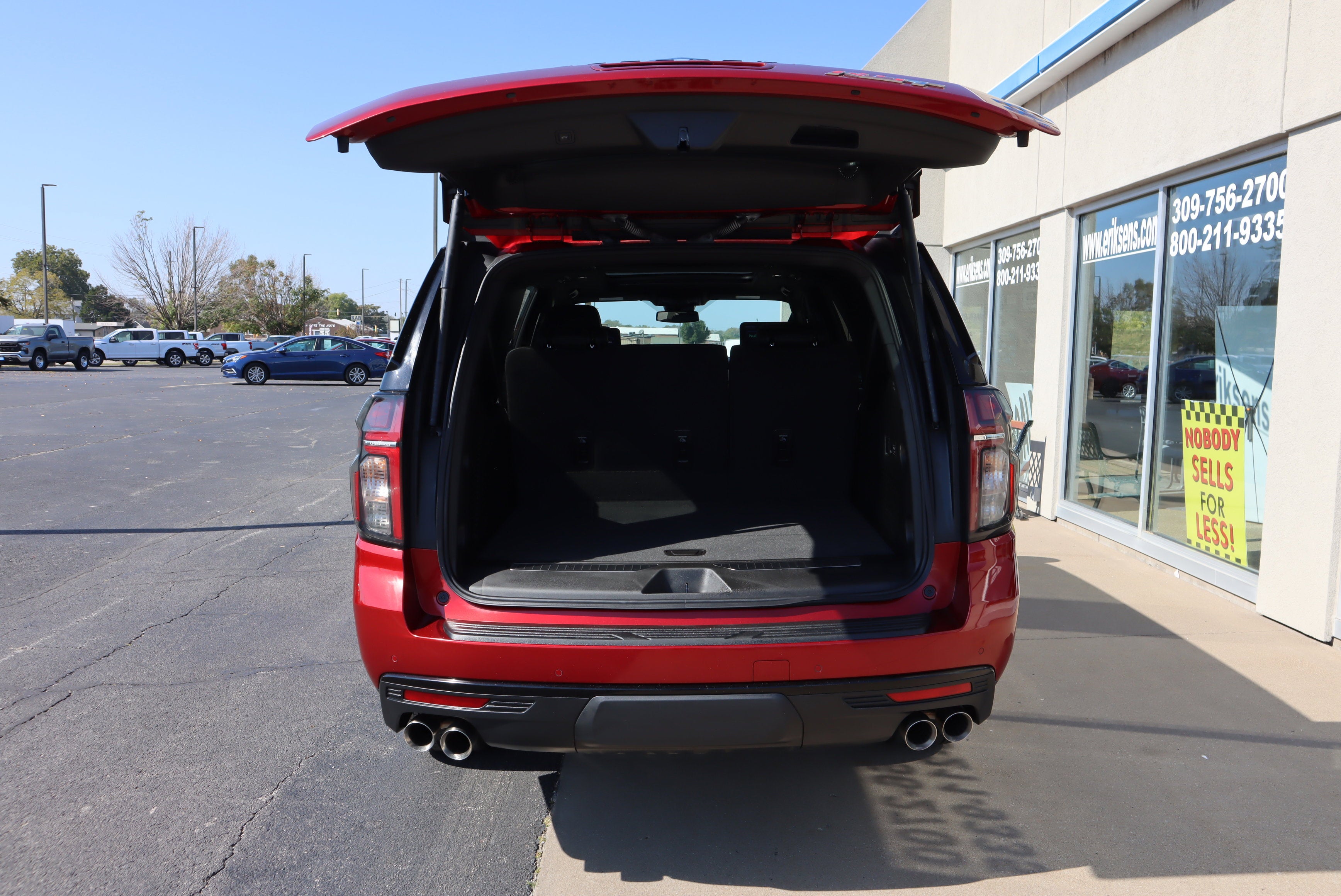 2024 Chevrolet Suburban RST