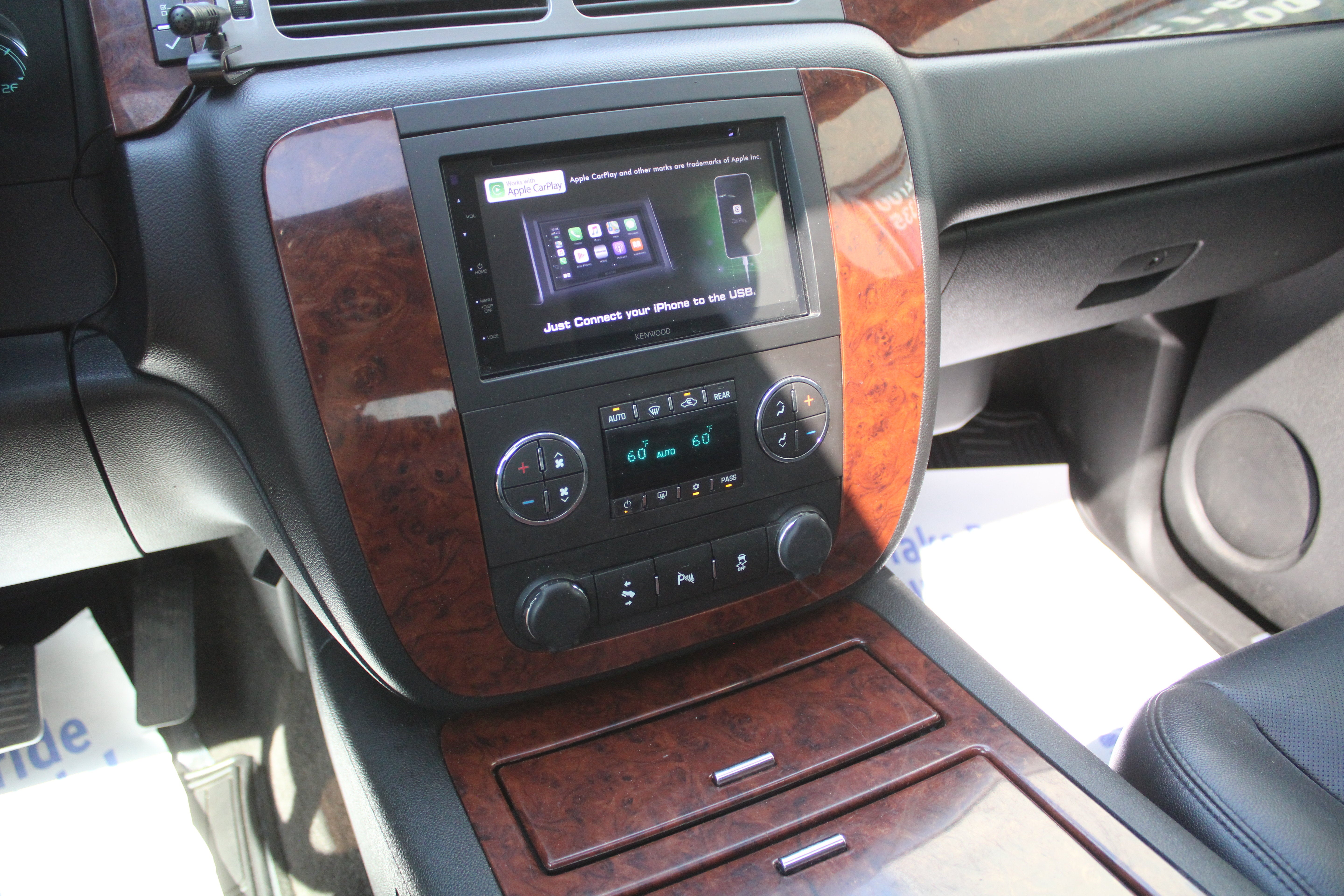 2014 Chevrolet Suburban LTZ