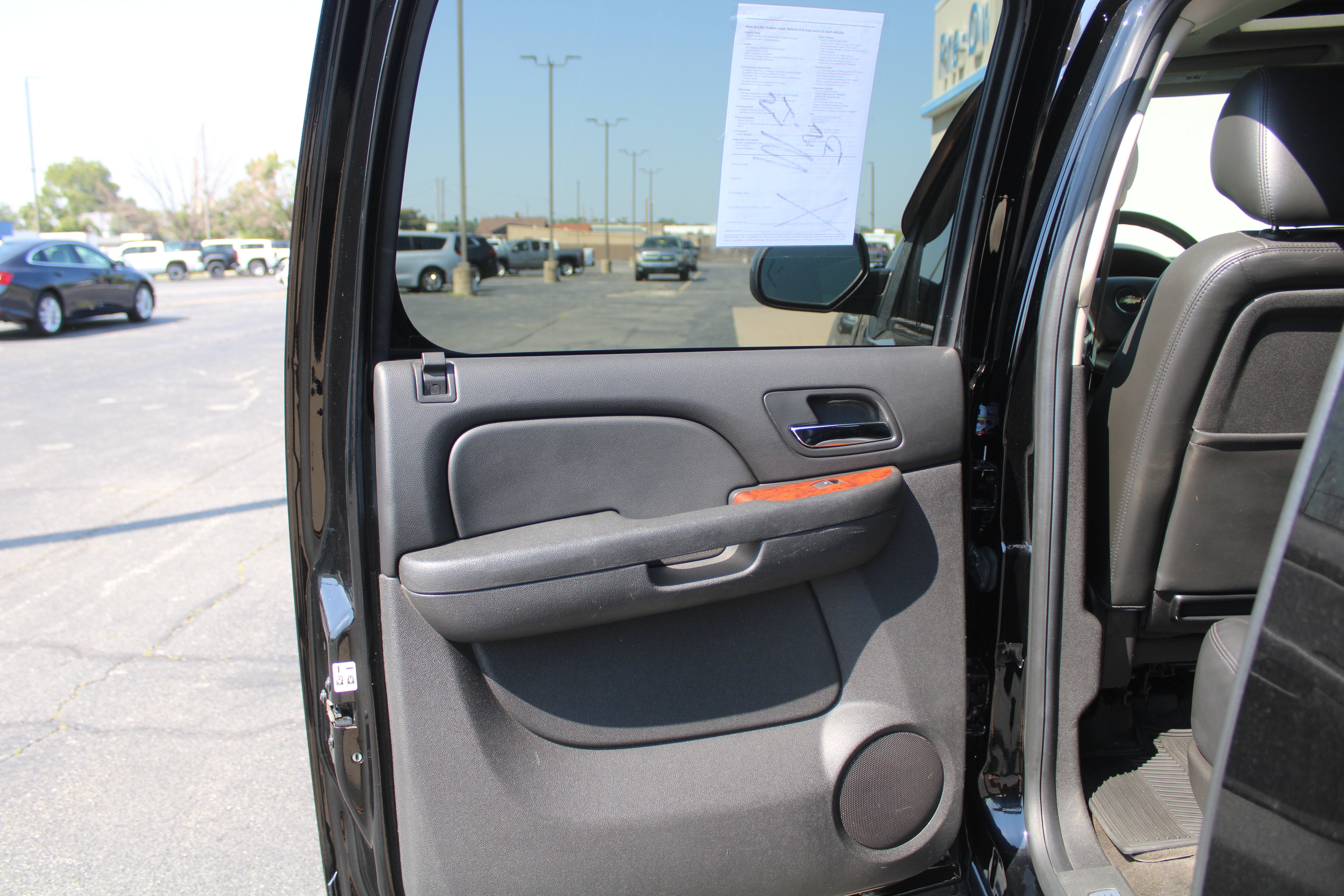 2014 Chevrolet Suburban LTZ
