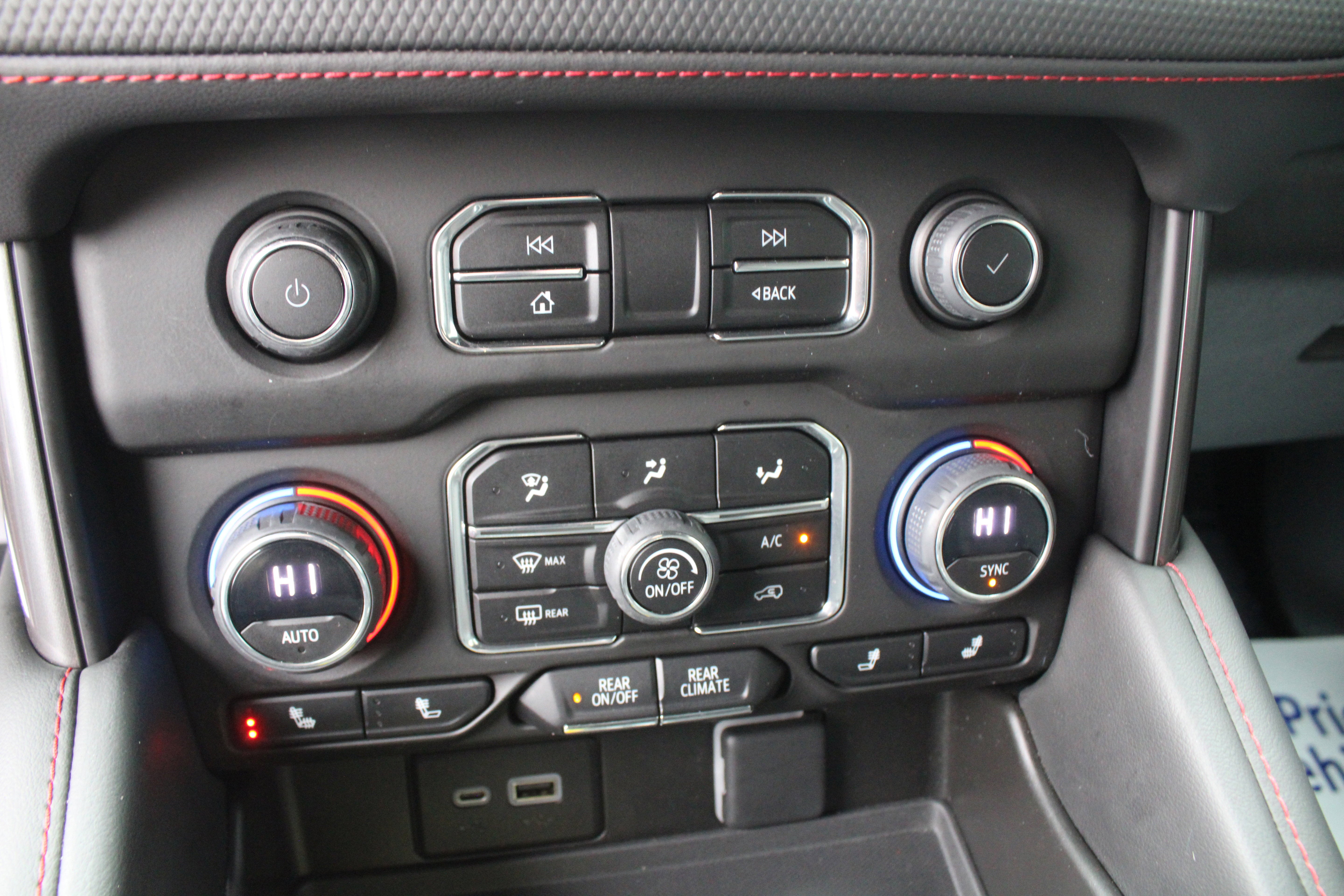 2023 Chevrolet Tahoe RST