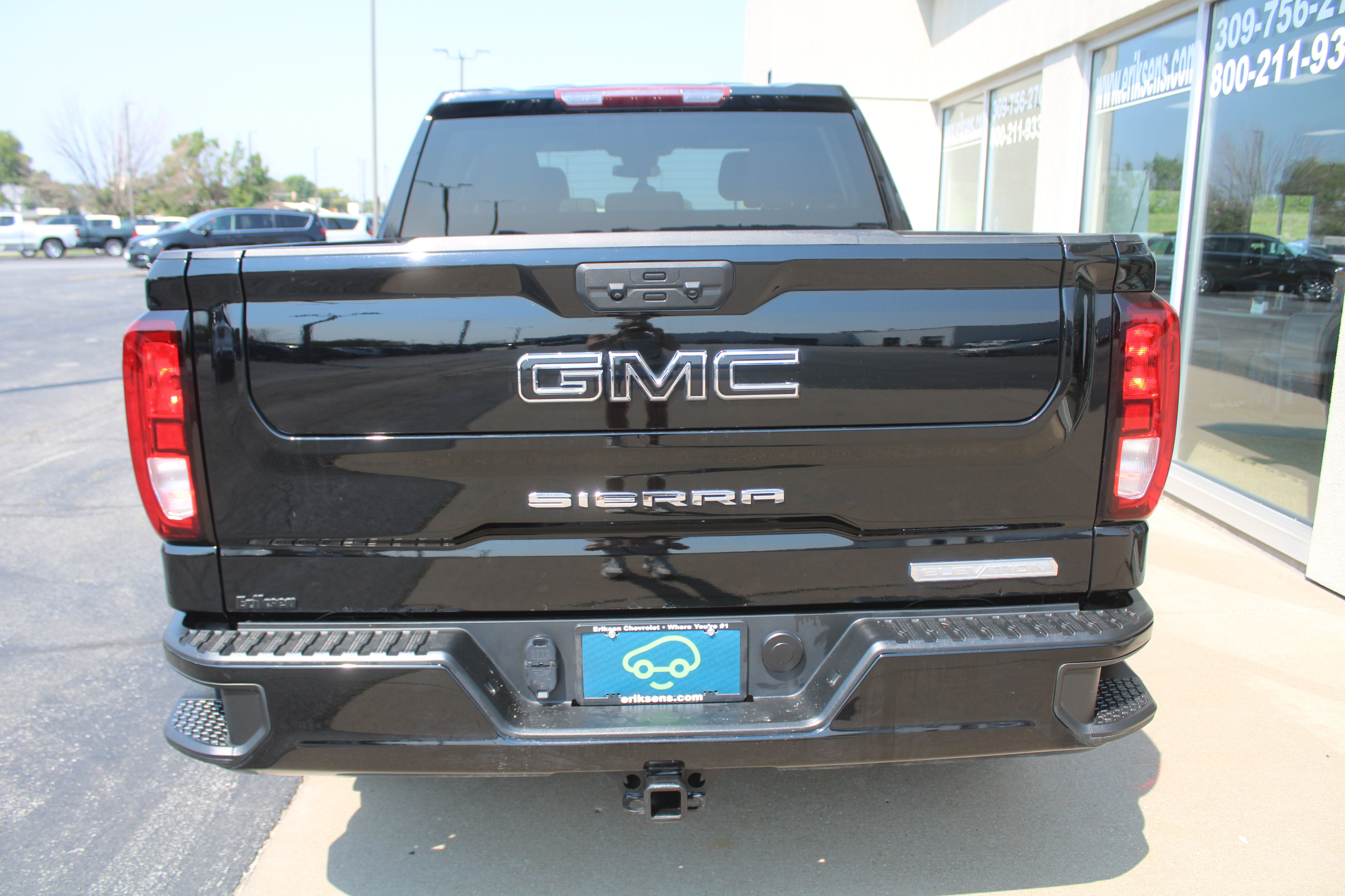 2023 GMC Sierra 1500 Elevation
