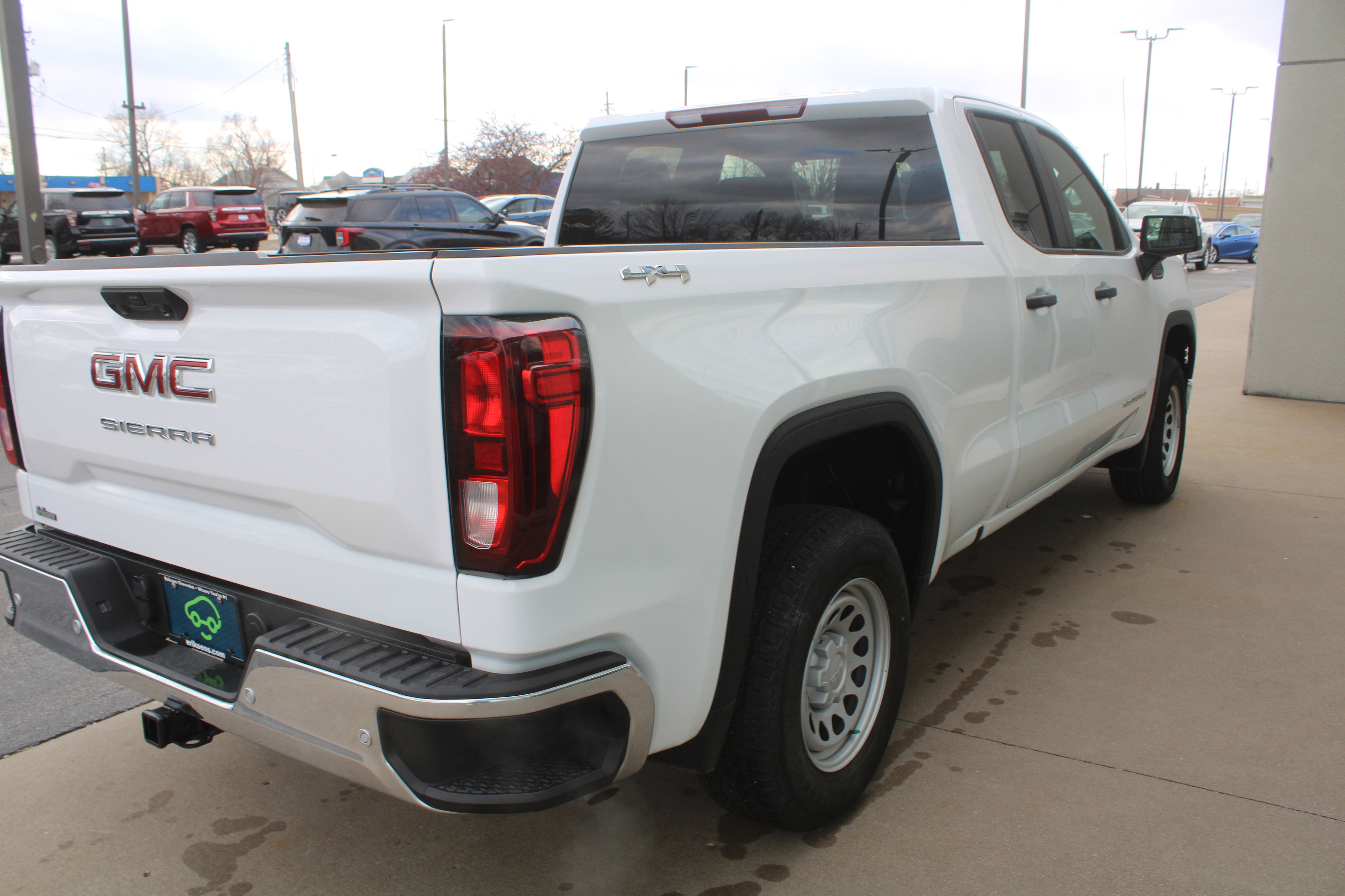 2025 GMC Sierra 1500 Pro