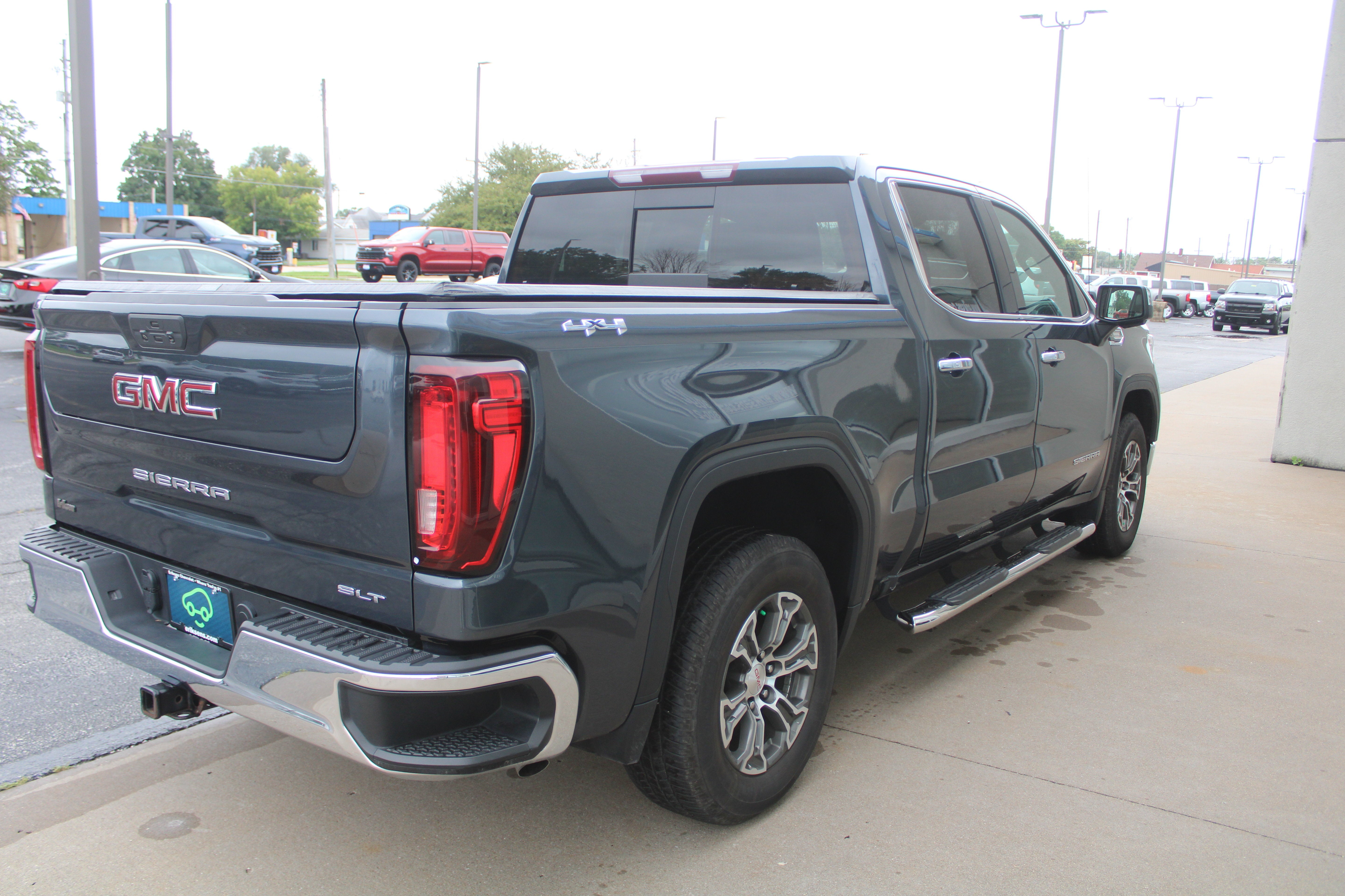 2021 GMC Sierra 1500 SLT