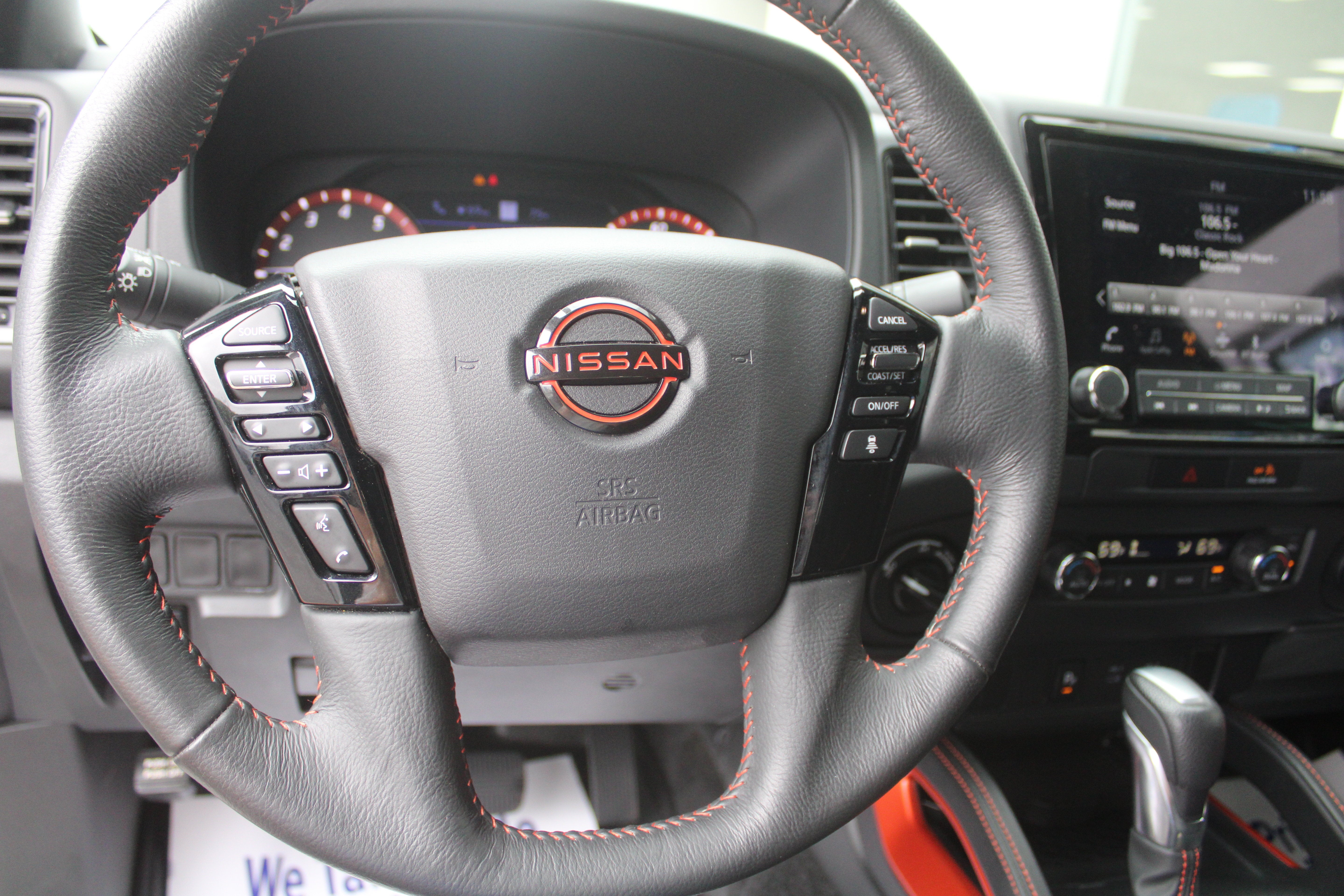 2023 Nissan Frontier Crew Cab PRO-4X 4x4
