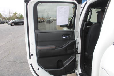 2023 Nissan Frontier Crew Cab PRO-4X 4x4