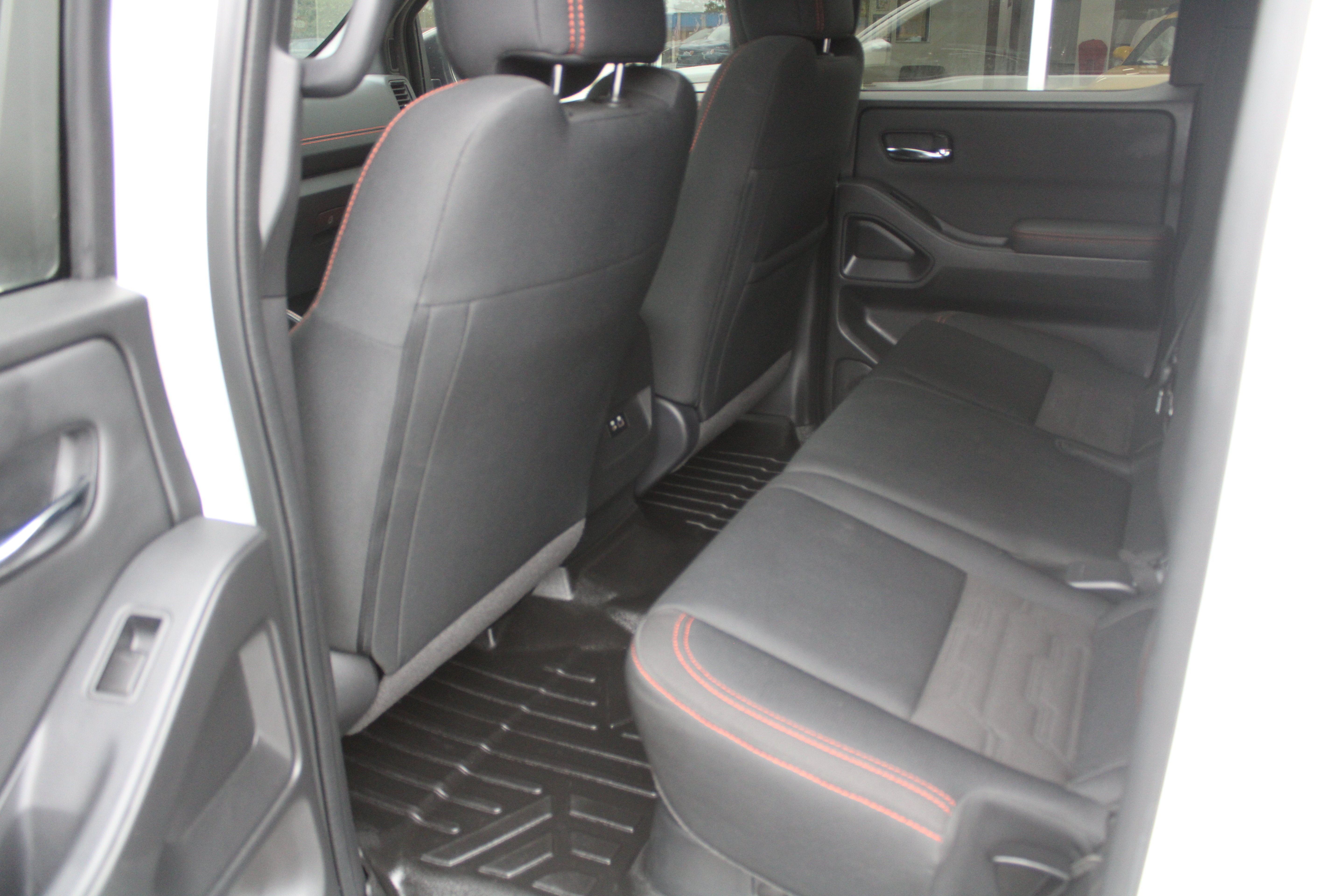 2023 Nissan Frontier Crew Cab PRO-4X 4x4