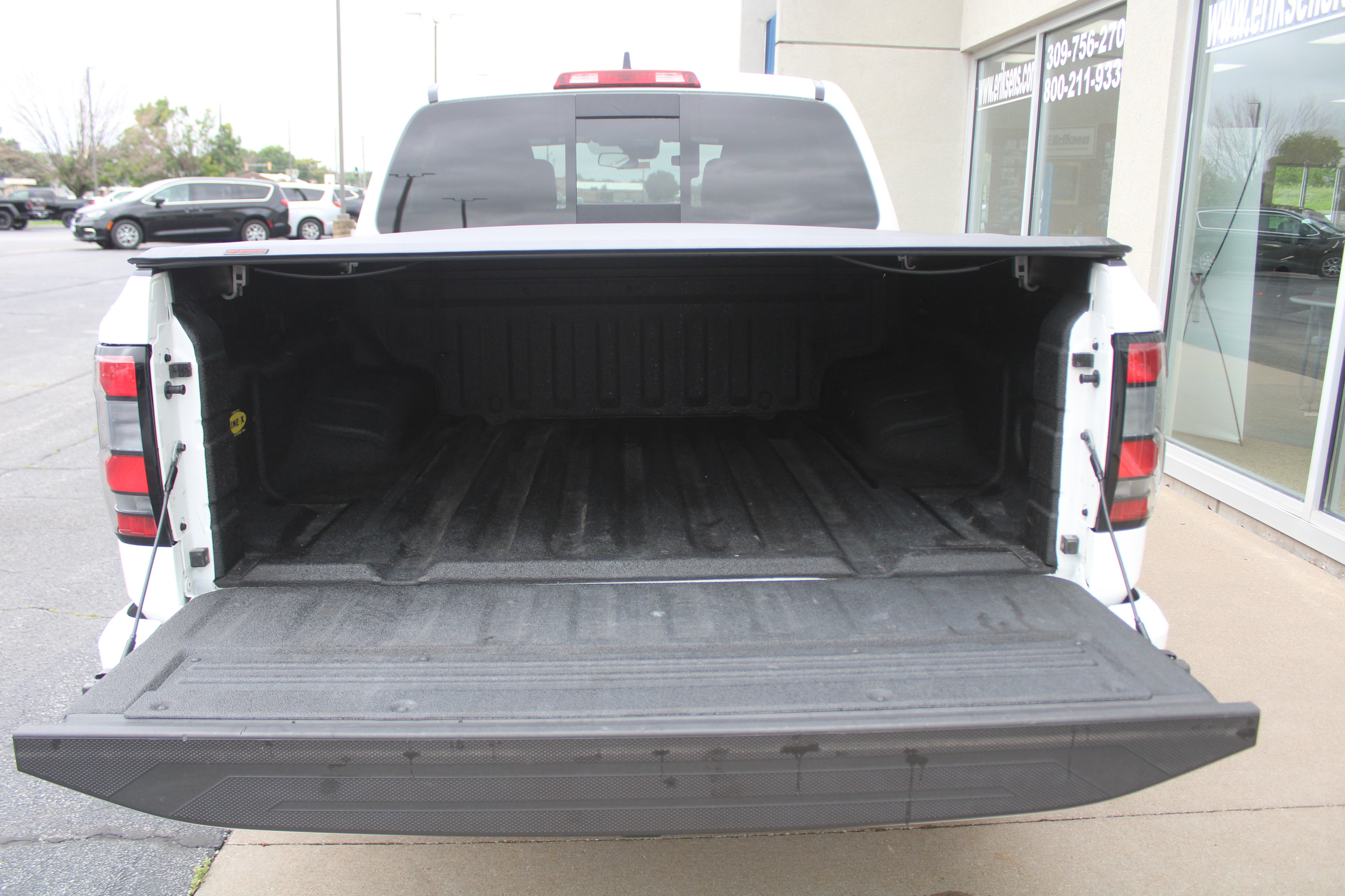 2023 Nissan Frontier Crew Cab PRO-4X 4x4