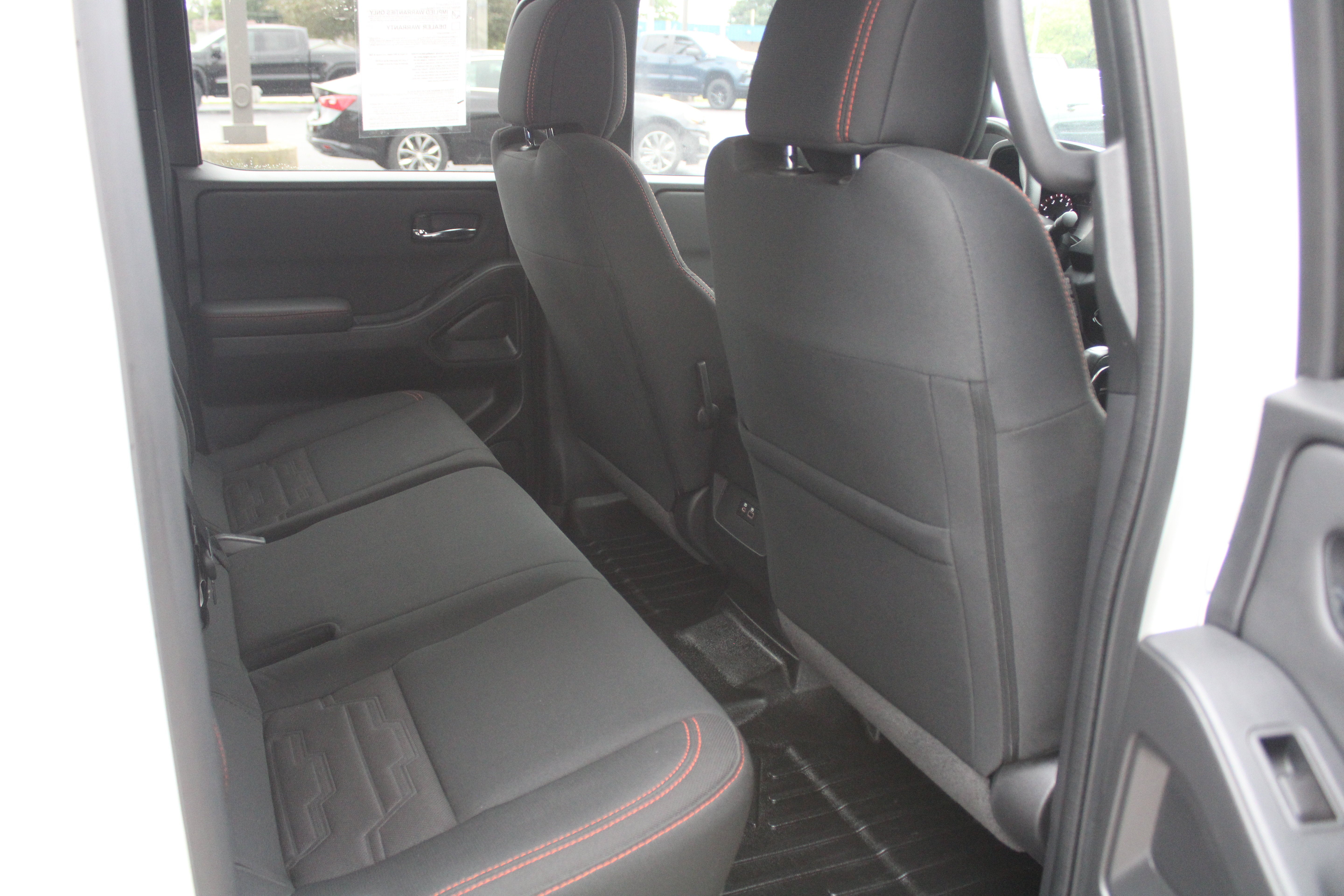 2023 Nissan Frontier Crew Cab PRO-4X 4x4
