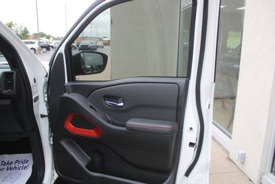 2023 Nissan Frontier Crew Cab PRO-4X 4x4