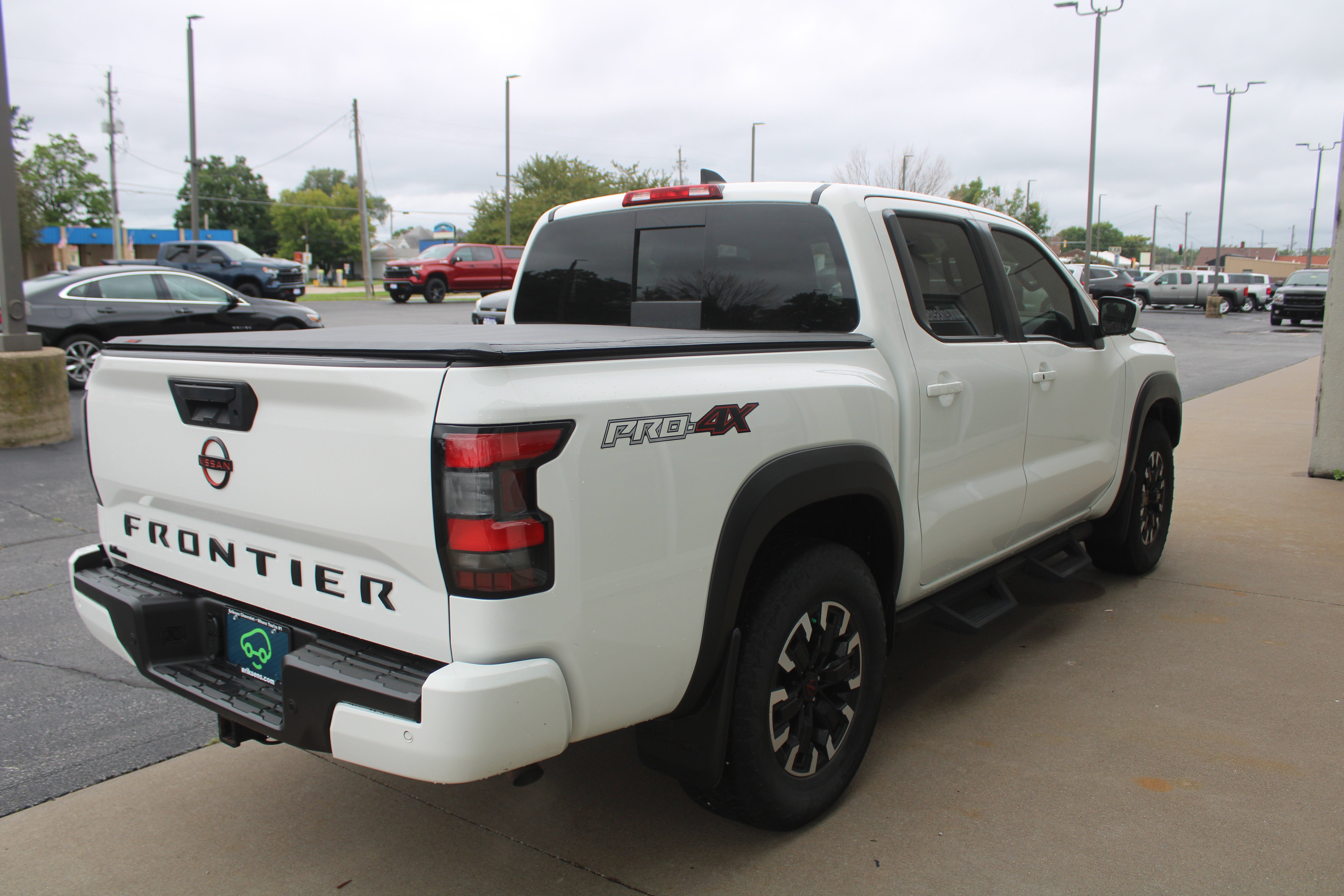 2023 Nissan Frontier Crew Cab PRO-4X 4x4
