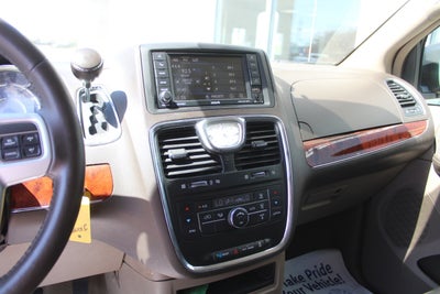 2013 Chrysler Town & Country Touring